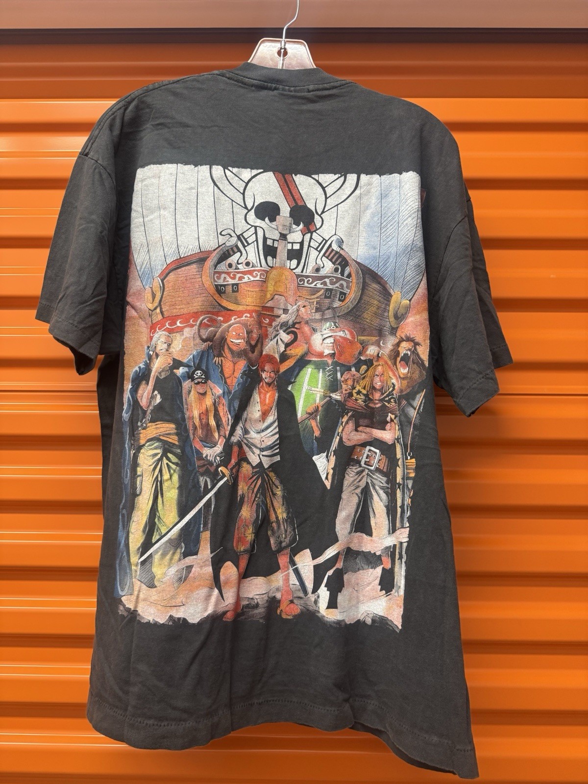 One Piece Shanks Pirates Anime Vintage Reprint T-shirt Size Large Single Stitch gallery