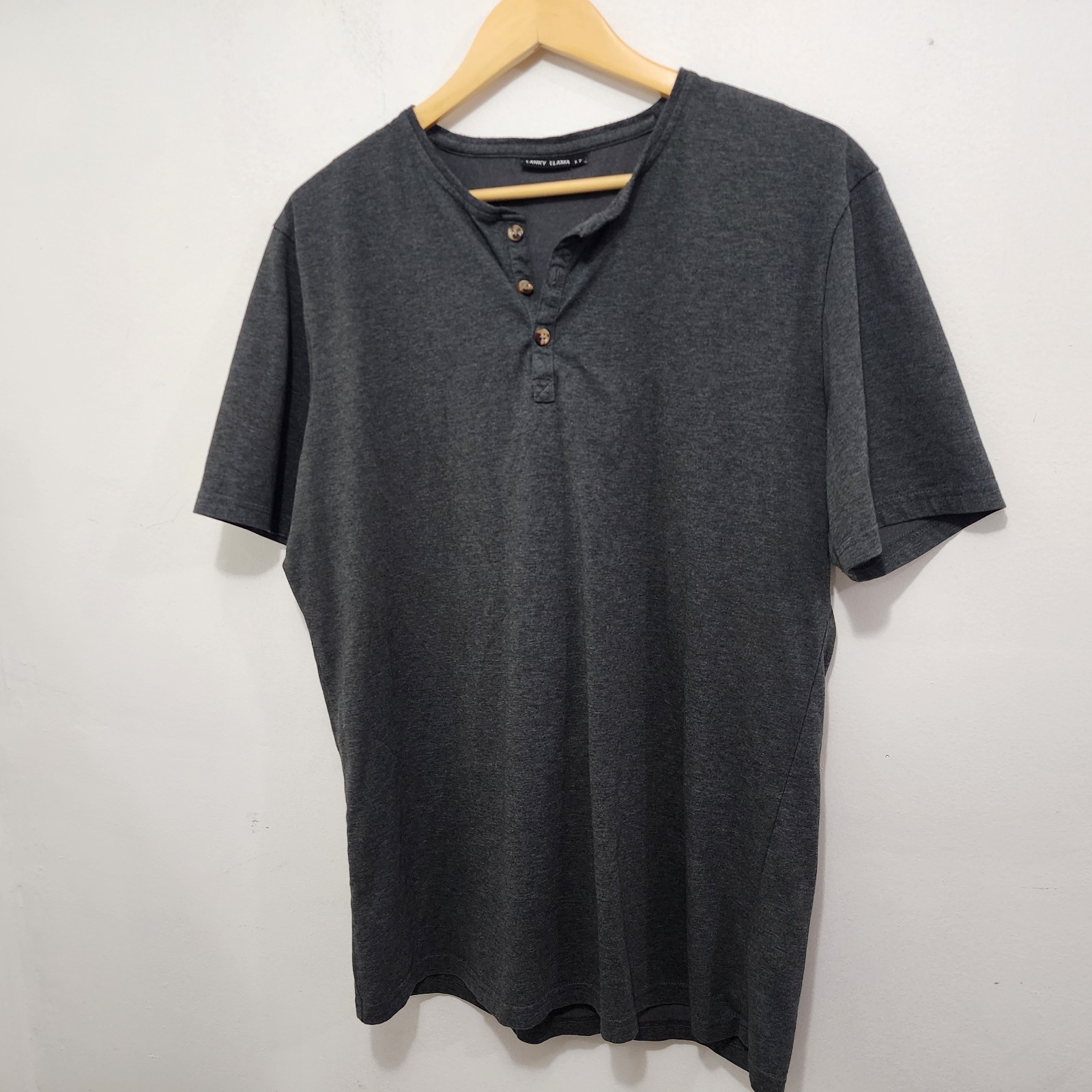 Lanky Llama Craftsman Henley Men's T-Shirt L Tall Slim Fit Knit Gray Polycotton gallery