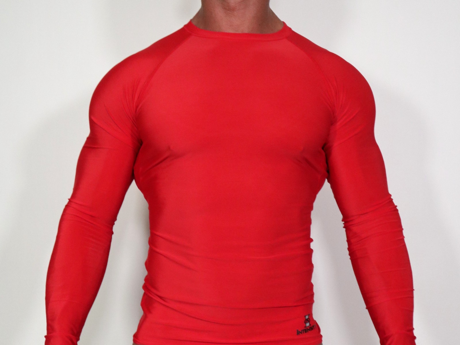 RED LONG SLEEVE COMPRESSION SHIRT SIZE XL gallery