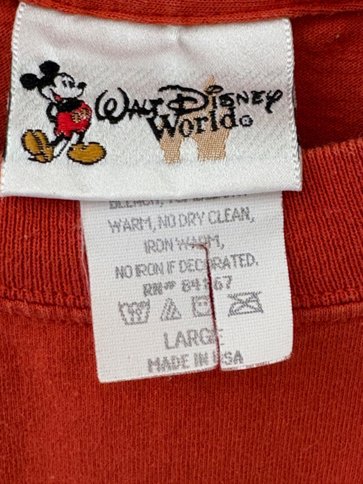 Vintage 90s Y2K Walt Disney World Embroidered Mickey Mouse Pocket T Sz L USA gallery
