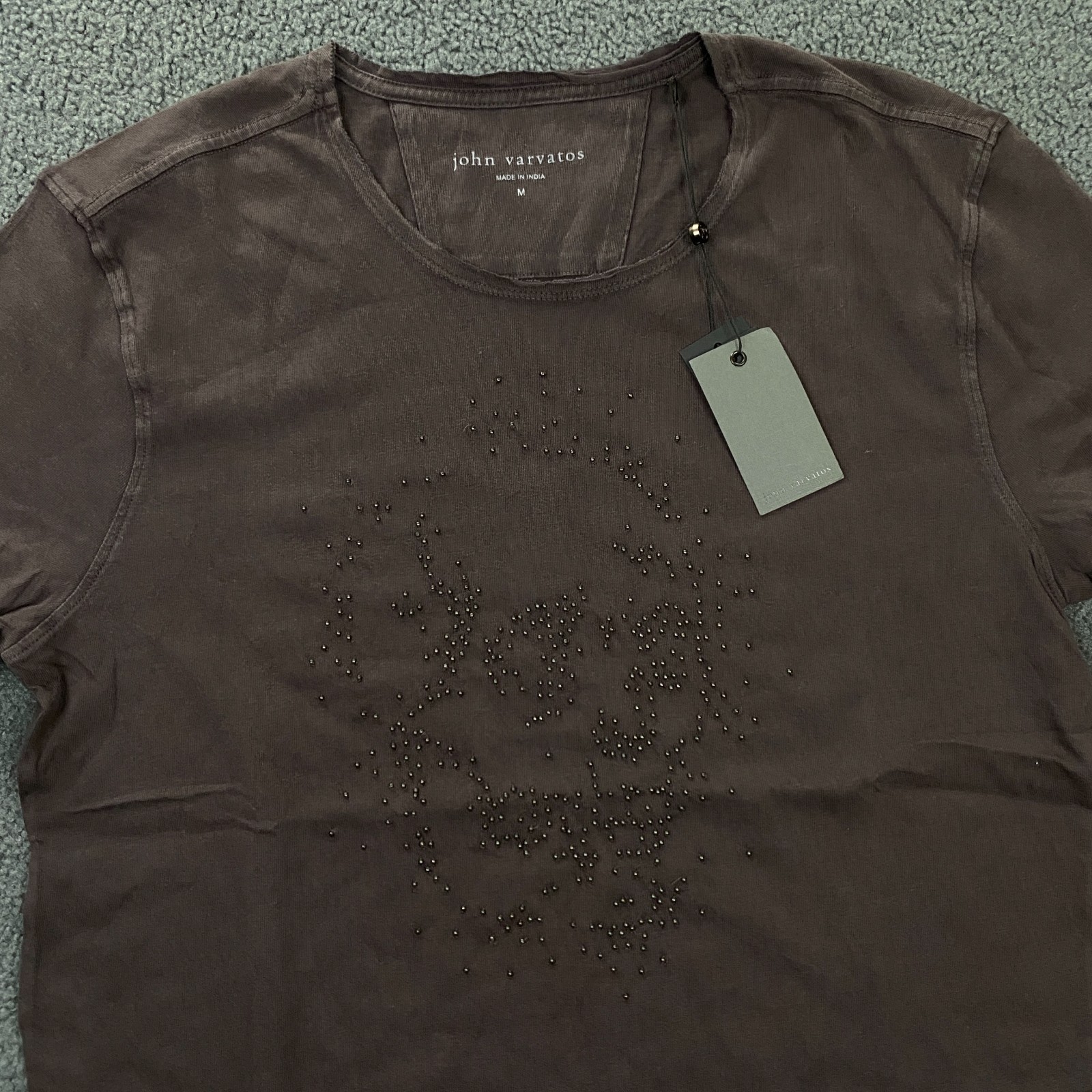 $168 John Varvatos Beaded Skull Raw Edge T-Shirt Mens Medium Oxblood Cotton Tee gallery