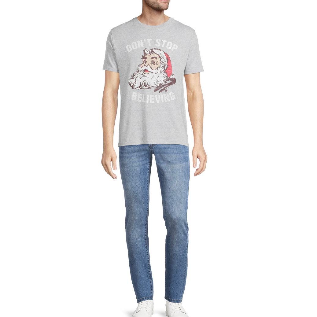 Holiday Time Men’s Santa Don’t Stop believing Graphic Tee Light Grey classic top