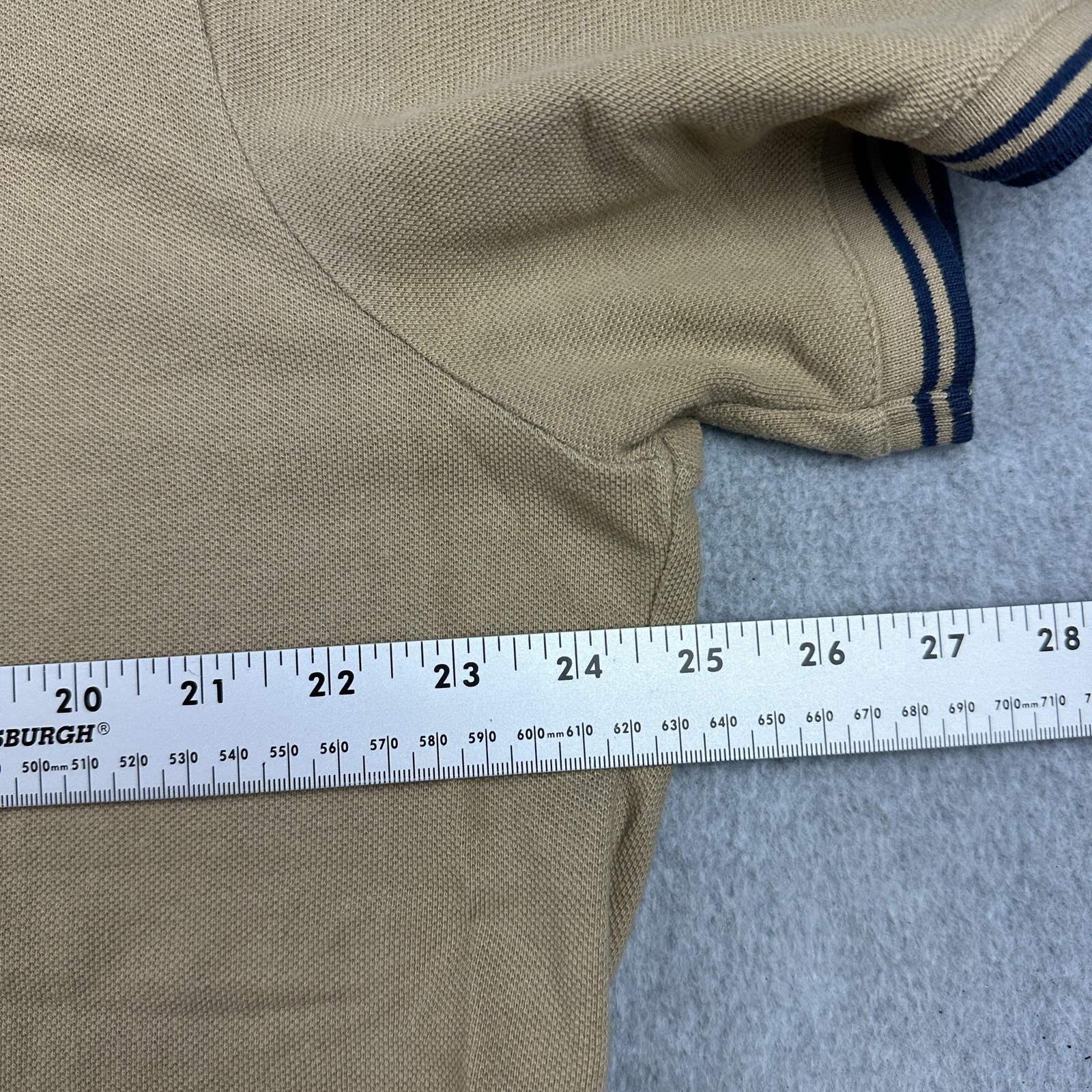 Old Navy Shirt Mens XL Tan Performance Go-Dry Athletic Crewneck Tee Cotton Blend gallery