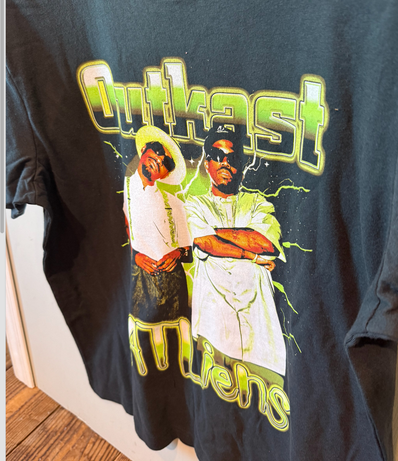 NEW Outkast Atliens Shirt Men Size Medium Hip Hop Short Sleeve Black T-Shirt NWT gallery
