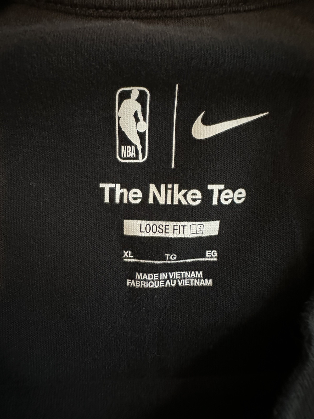 Limited Edition Nike OKC Thunder 2025 NBA Championship Locker Room Shirt XL gallery