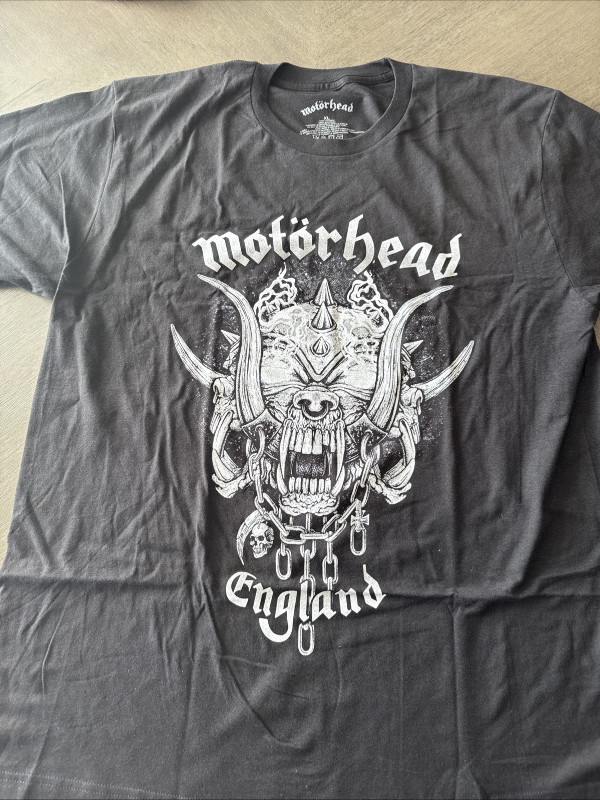 New MOTORHEAD ENGLAND Smoking Snaggletooth Black T-Shirt Size XL gallery