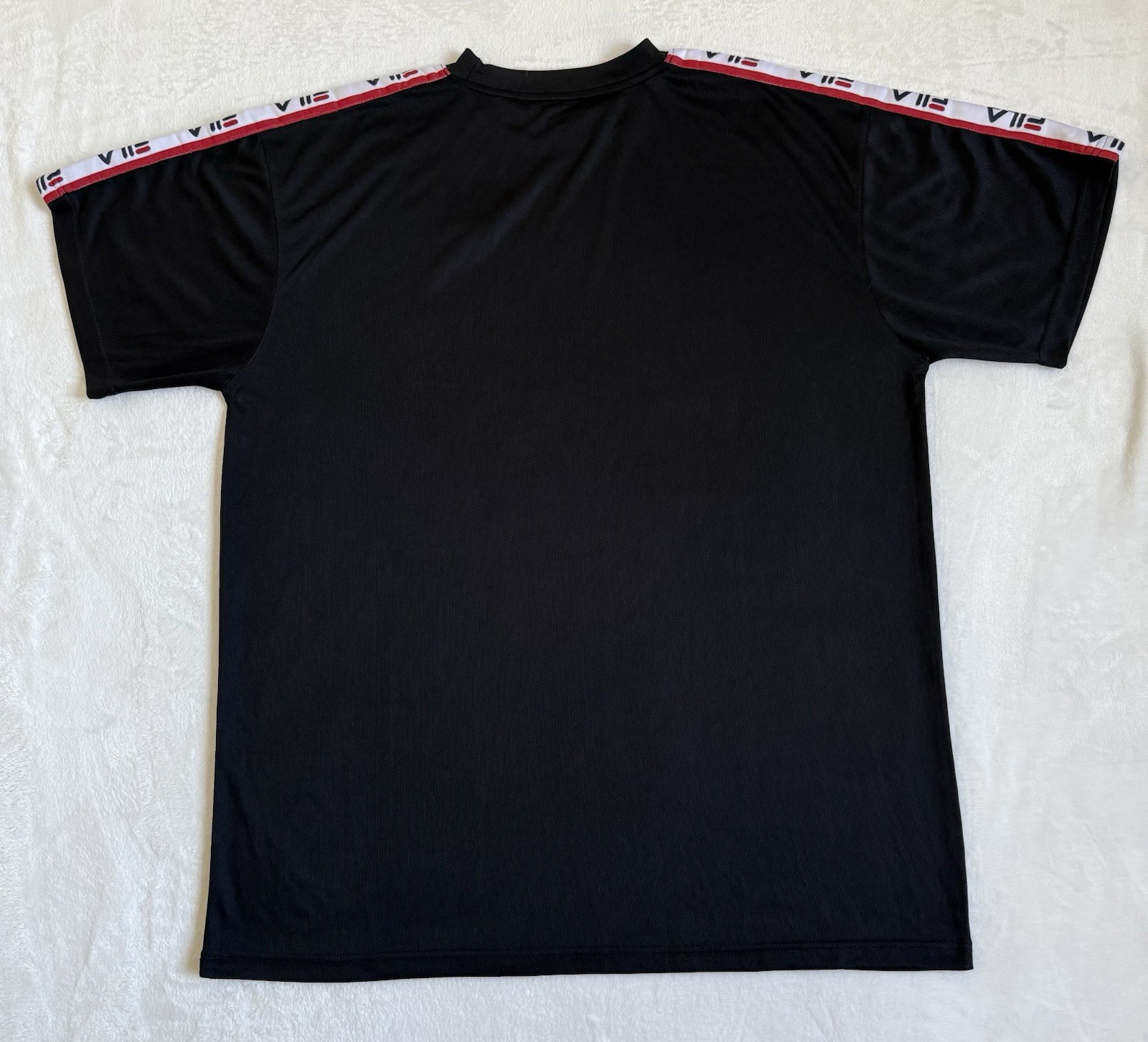 Fila T-shirt With Logo Tape Detailing On The Shoulders 1XL NWT gallery