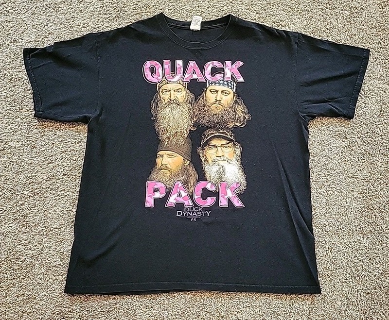Duck Dynasty Quack Pack Pink T-Shirt Tee Mens Size XL Black Shirt Redneck Family