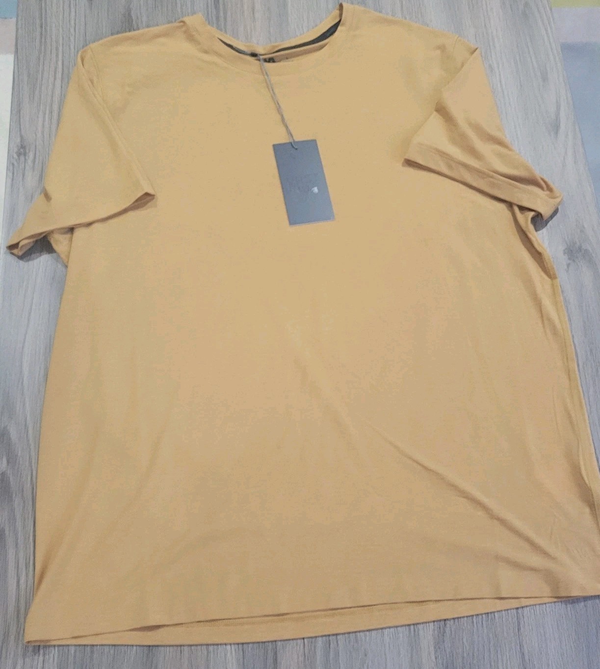 VRST Men's Icon Tshirt. Palomino Gold Heather. Size Large gallery