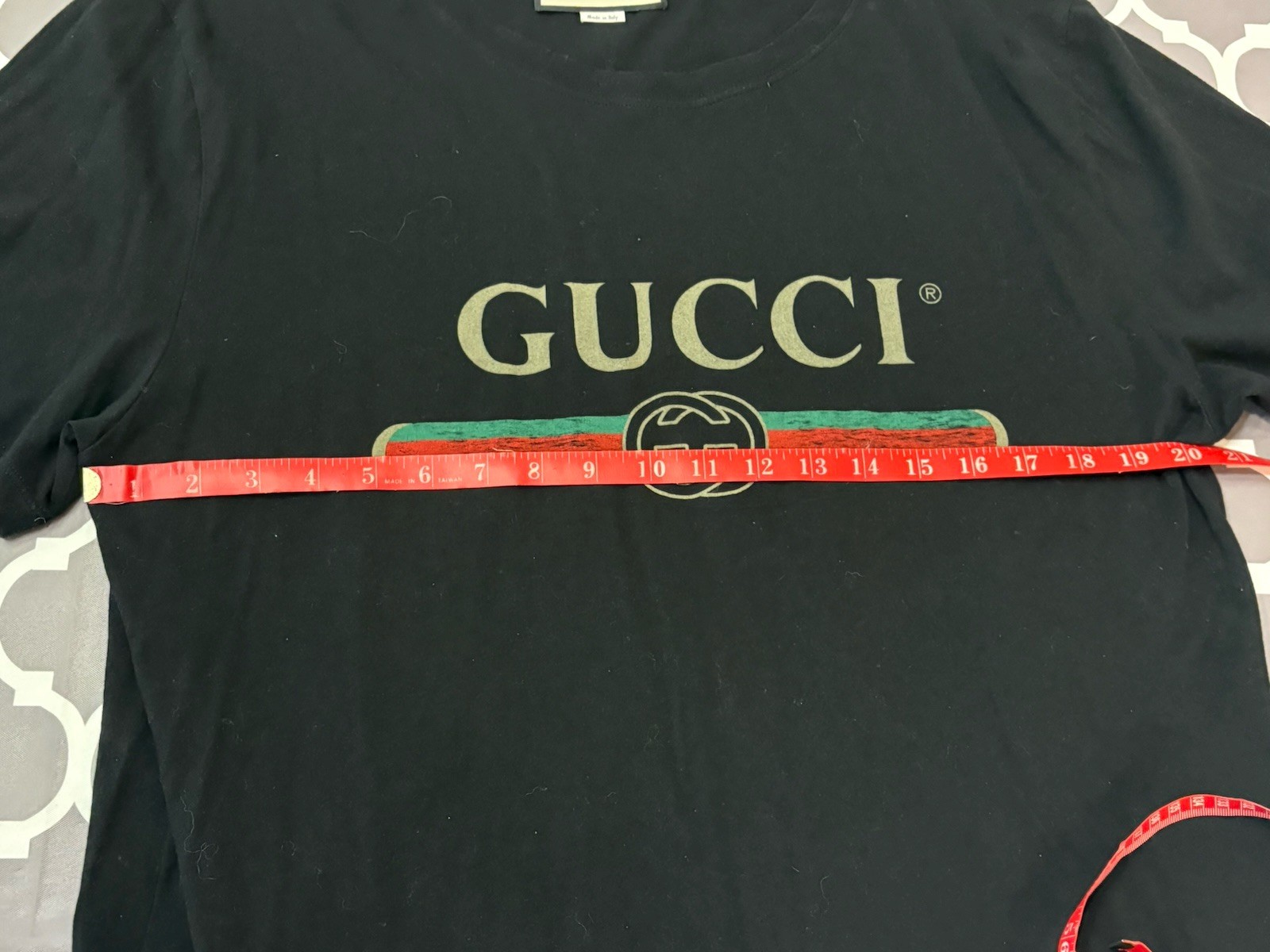 GUCCI Classic Logo black Cotton T Shirt Unisex Size Large gallery