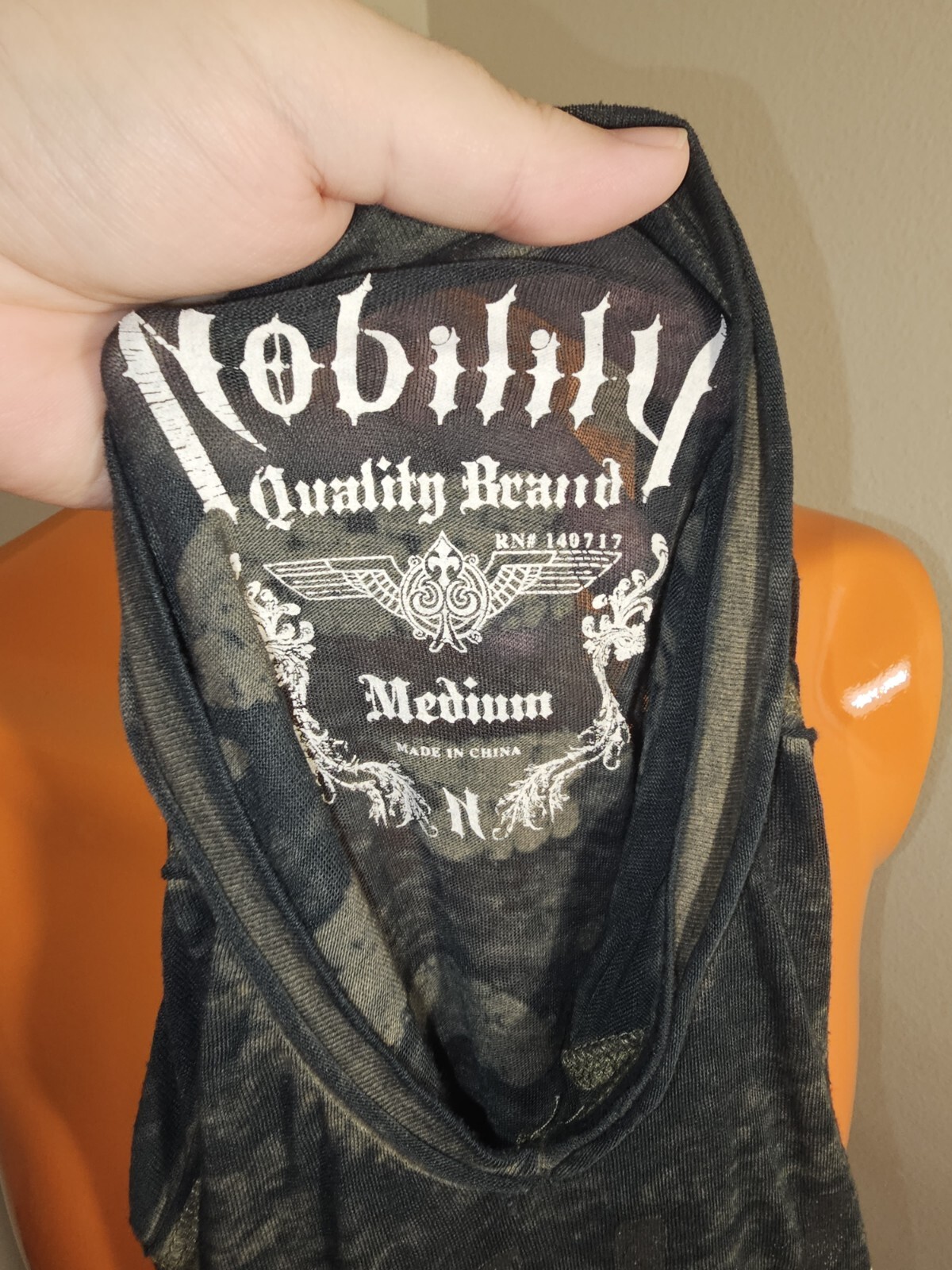 A5 Nobility Sheer T-Shirt Double-Sided Graphics Mens Size Medium V-neck EUC gallery