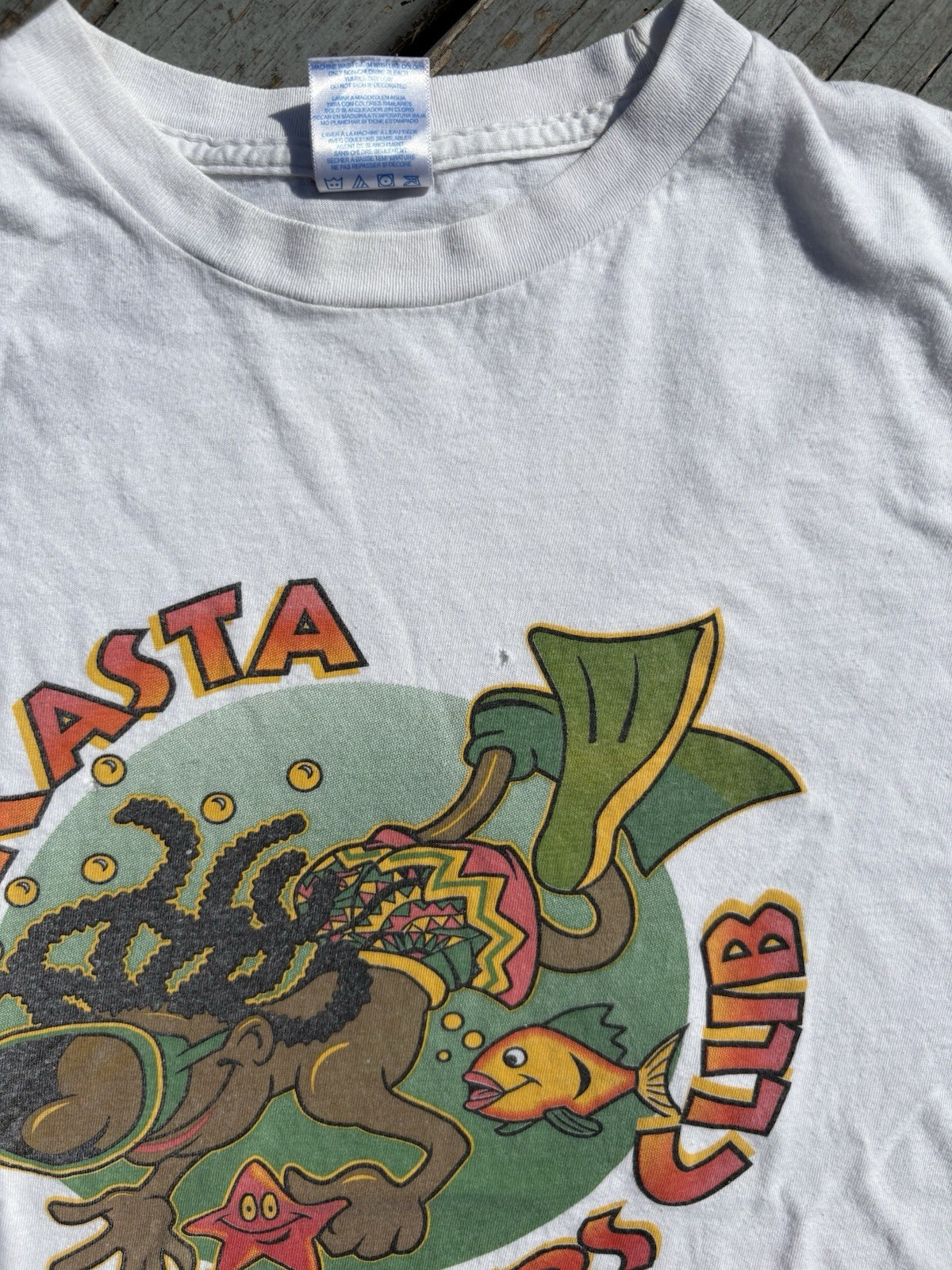 Vintage Rasta Divers Club Cozumel Mexico Tourist Tee Shirt Medium White Fish gallery