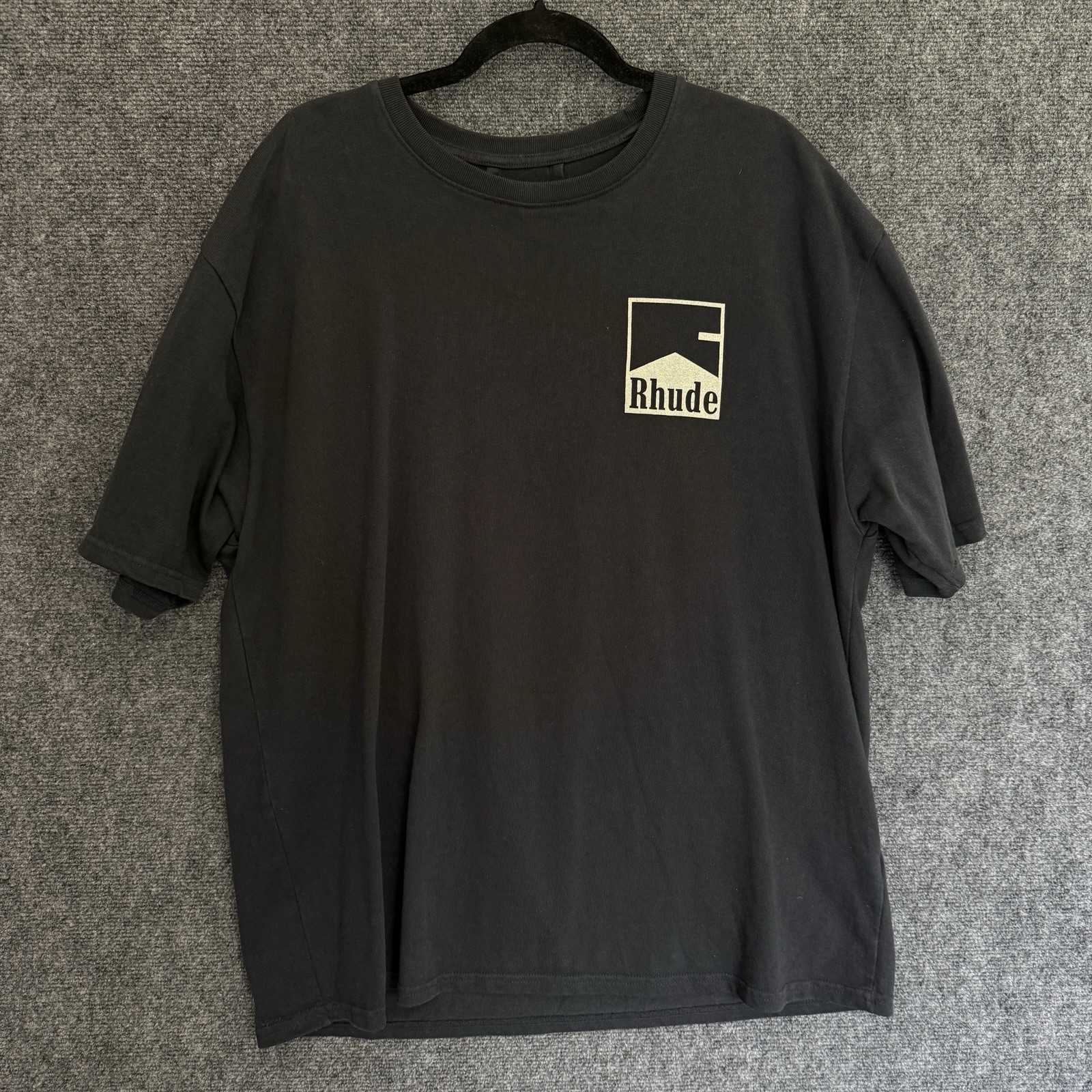 Rhude Men’s XL Graphic T-Shirt gallery