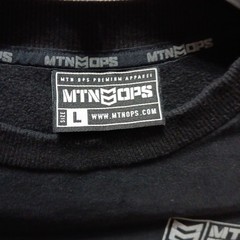 MTN OPS Sweatshirt Mens Large Black Crewneck Logo Military Style Hiking Gorpcore