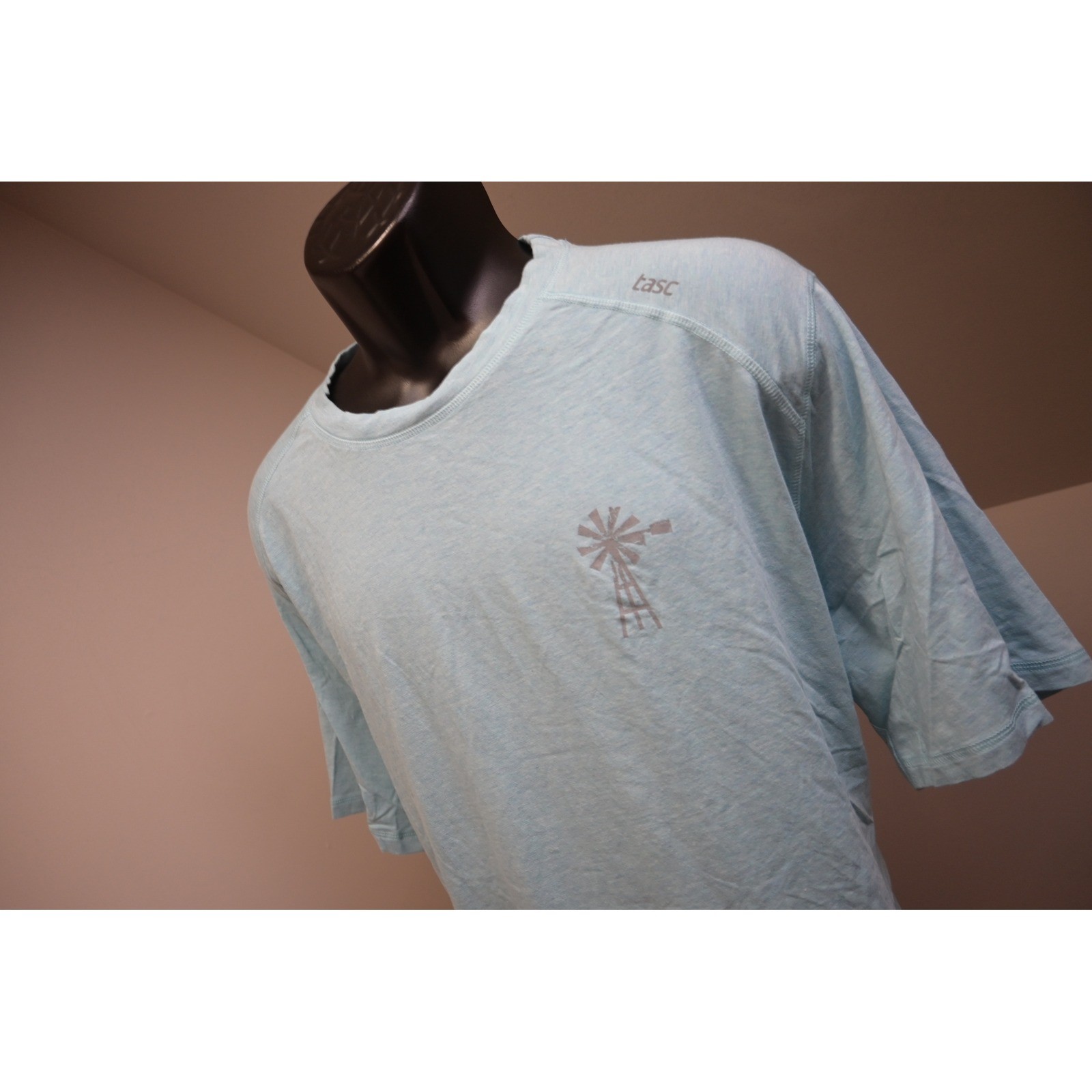 tasc Performance T-Shirt Mens XXL Light Blue Windmill Graphic Athletic Excellent gallery
