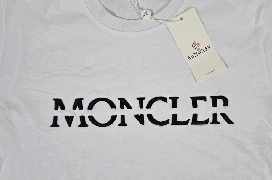 Moncler Designer Embroidered Logo Men's White Shortsleeve T-Shirt Size Small NWT gallery