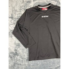 men’s black medium CCM long sleeve t-shirt excellent condition