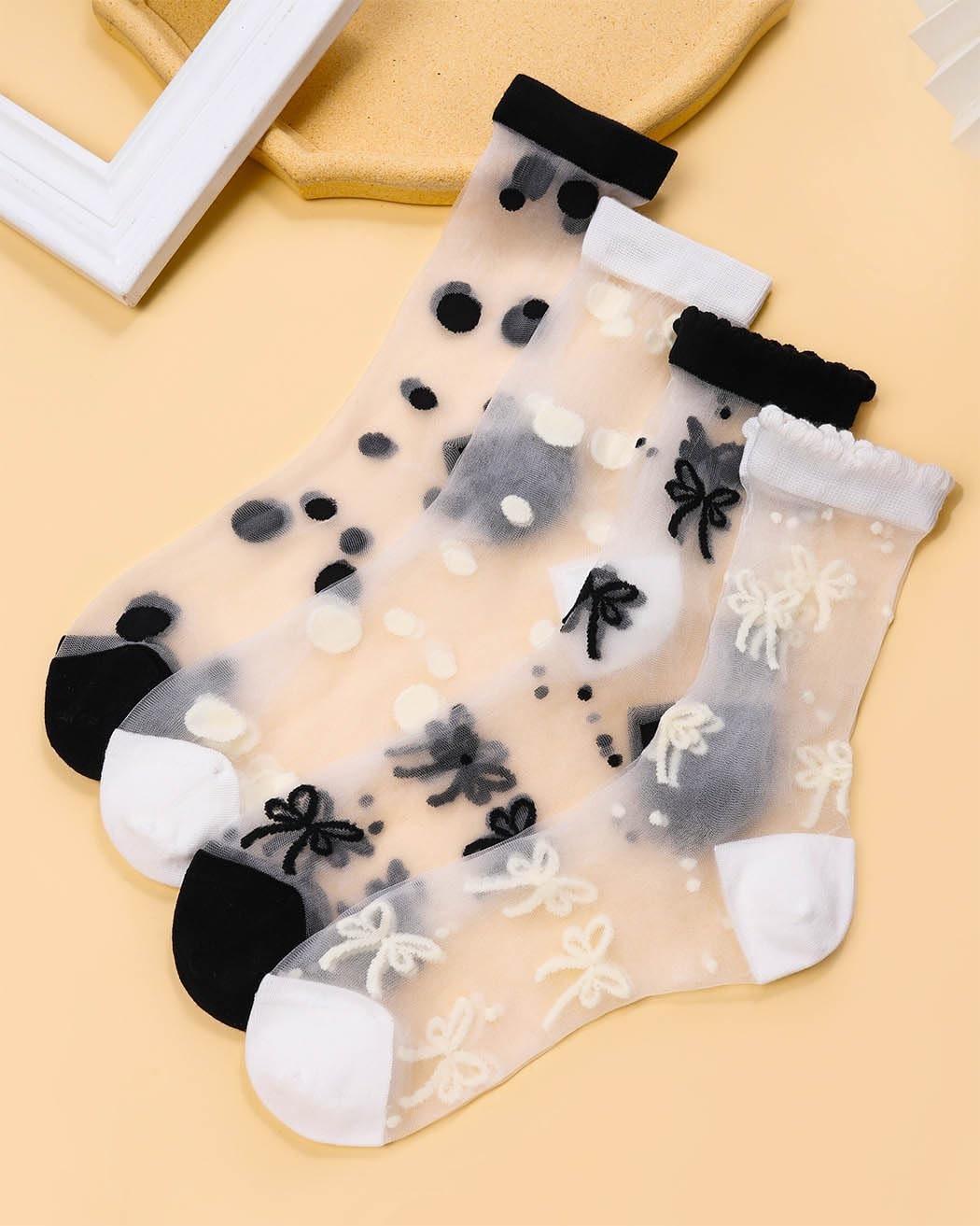 Women Sheer Ankle Socks Polka Dot And Bow Pattern 4 Pairs Black And White Mix gallery