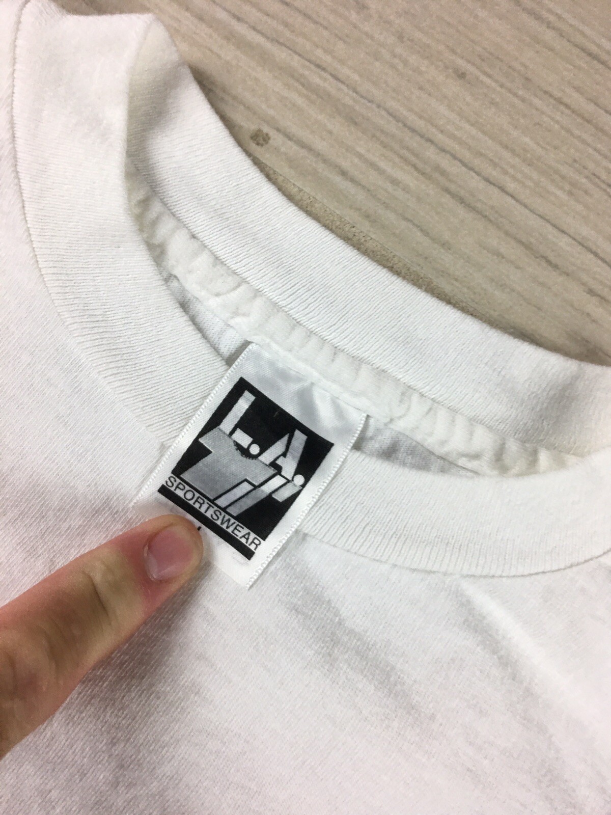 Vintage T Shirt The Hanger Pueblo Co. USA Size Large gallery
