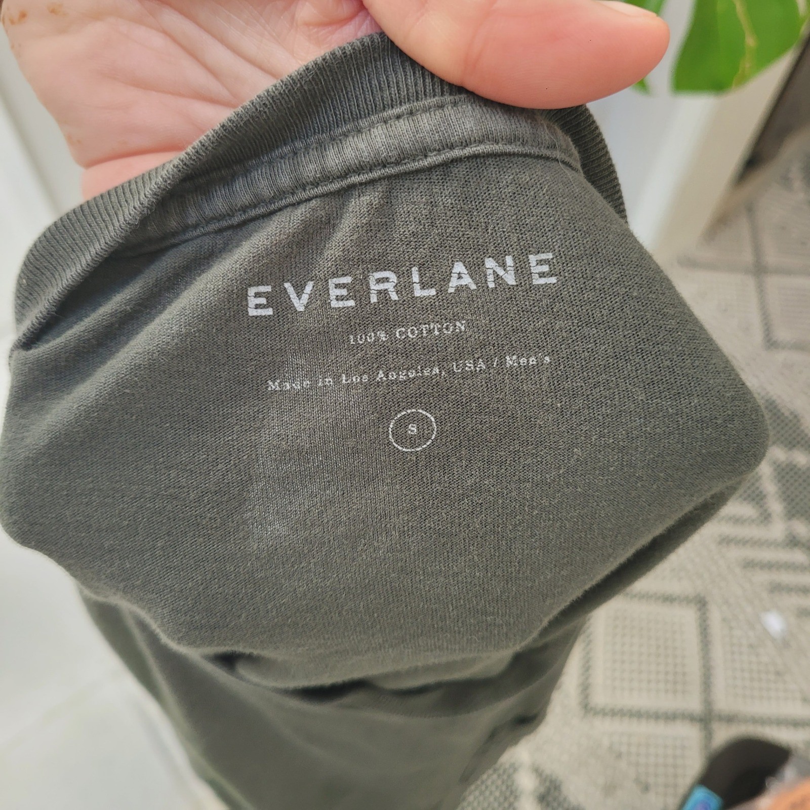 Everlane Pocket T-Shirt Casual 100% Cotton Everyday Slate Gray Mens Small Comfy gallery