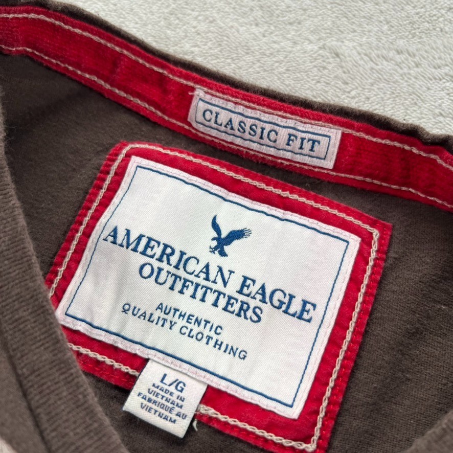 American Eagle T-Shirt Men's Size Large Brown Classic Fit 1977 Graphic Print Y2K gallery