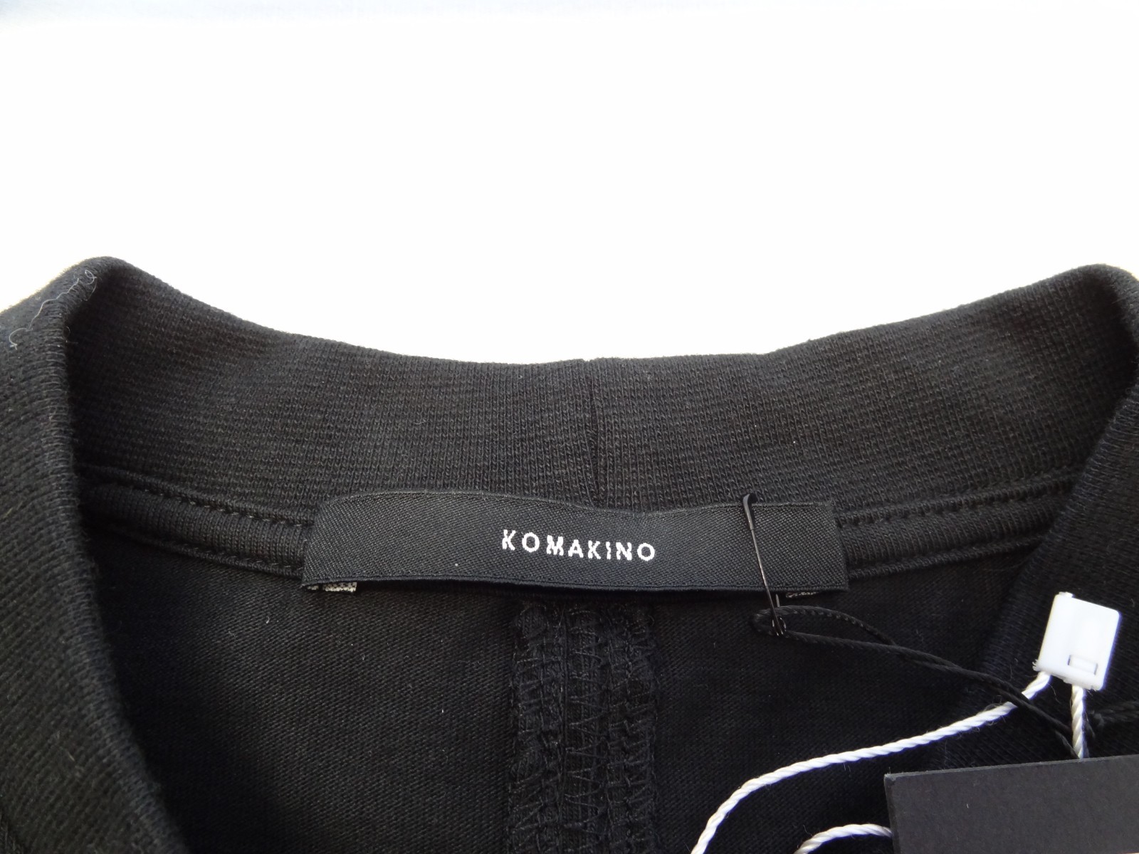 NWT Komakino M Utility Side Zip Pocket Black Short Sleeve Tee T-Shirt Designer gallery