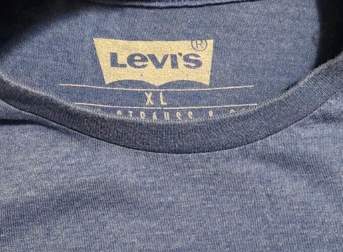 Levis Original Brand Logo XL Shirt Blue Short Sleeve Measurements in Description gallery