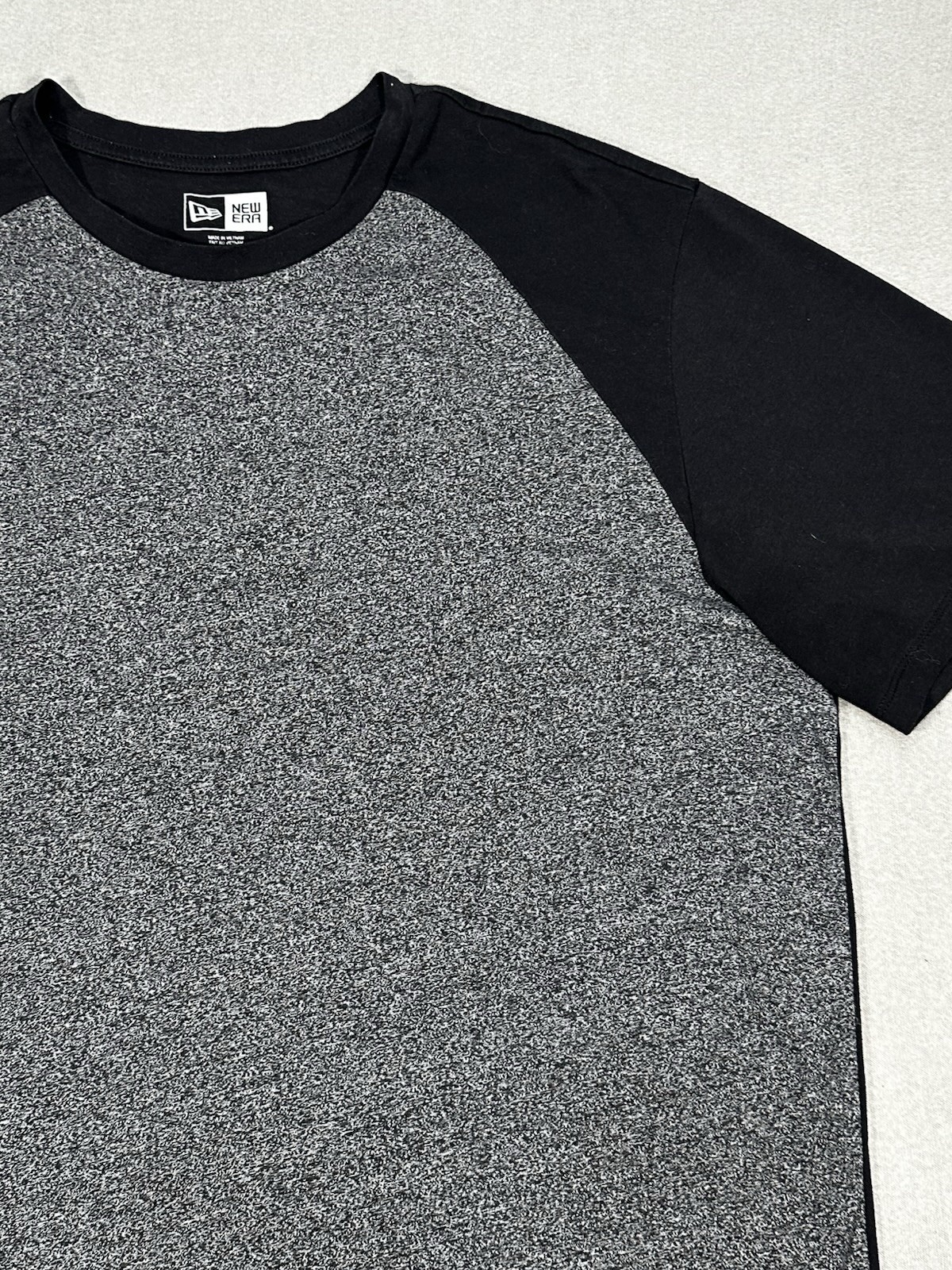 New Era Raglan T Shirt Mens XL Gray Black Short Sleeve Athletic Casual gallery