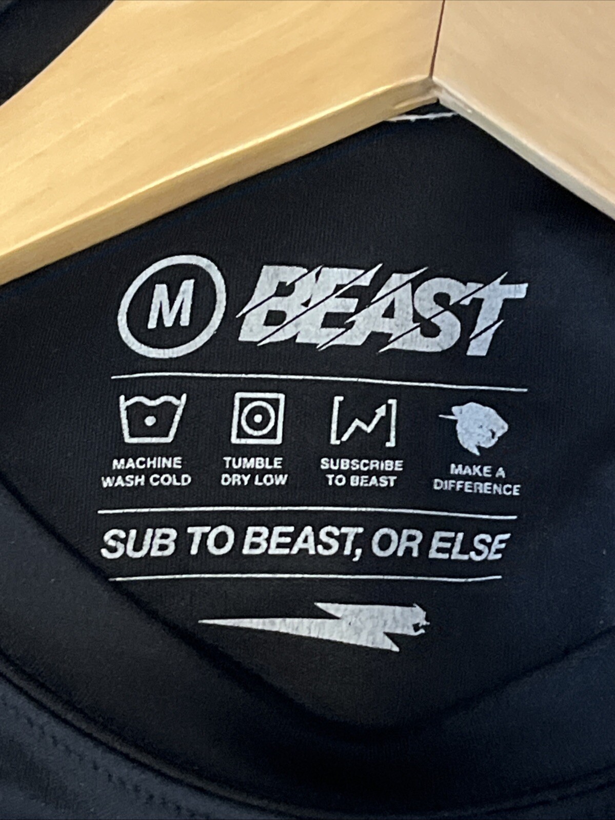 Mr BEAST T Shirt Athletic Poly SHORT Sleeve Crew Neck Size Medium Men Black EUC gallery