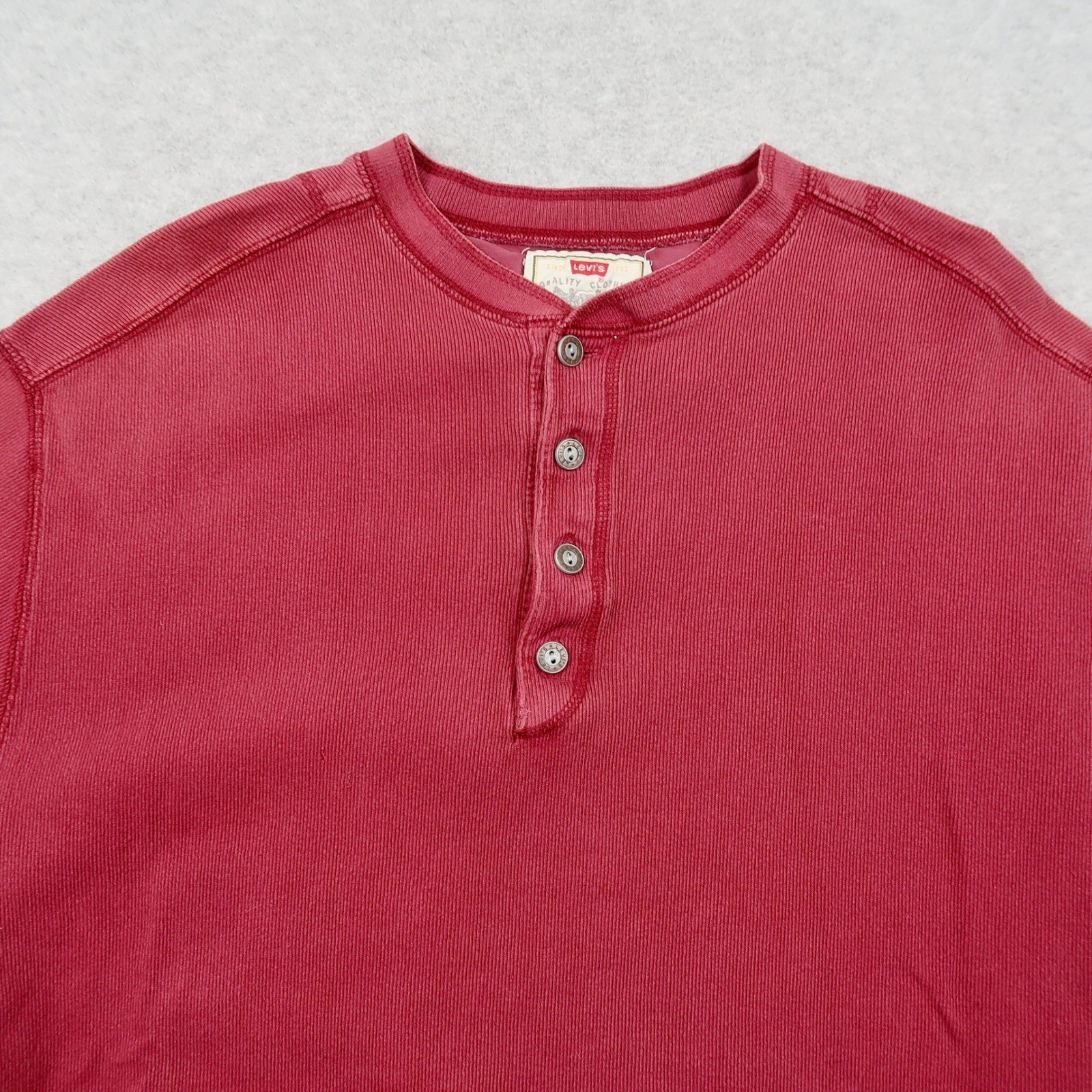 Vintage Levis Mens Henley Shirt M Burgundy Red Short Sleeve Ribbed Cotton gallery