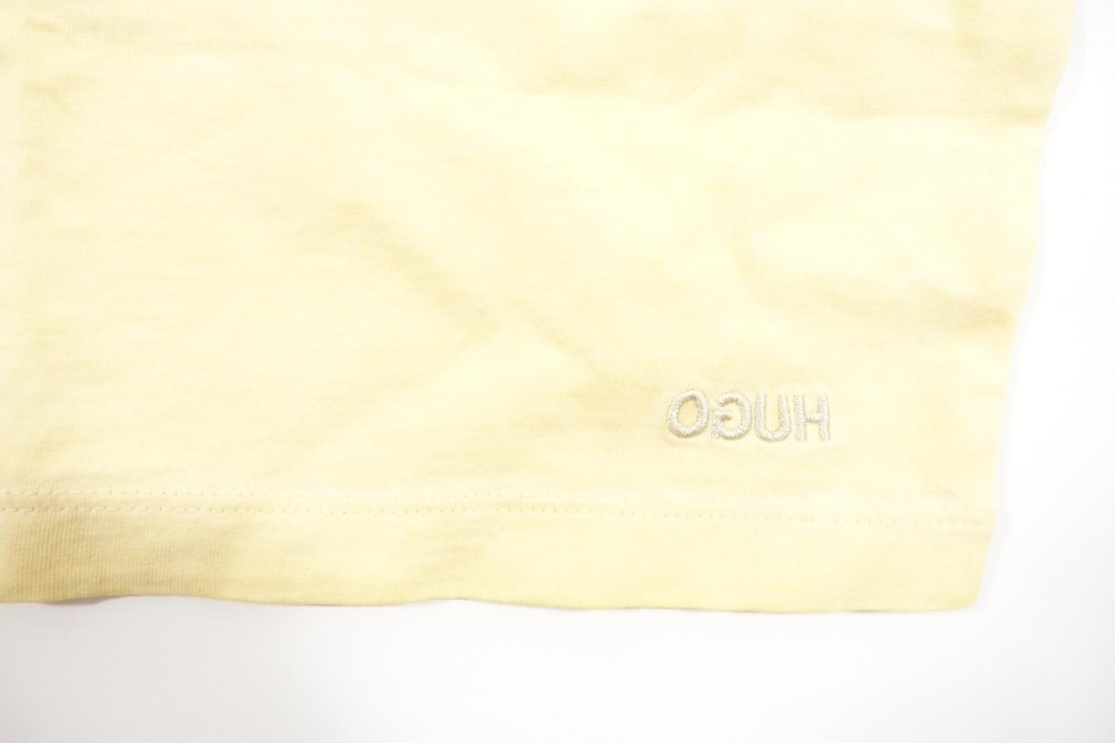 HUGO BOSS DAUBER202 2XL PALE YELLOW PASTEL EMBROIDERED TEE TSHIRT DEFECT gallery