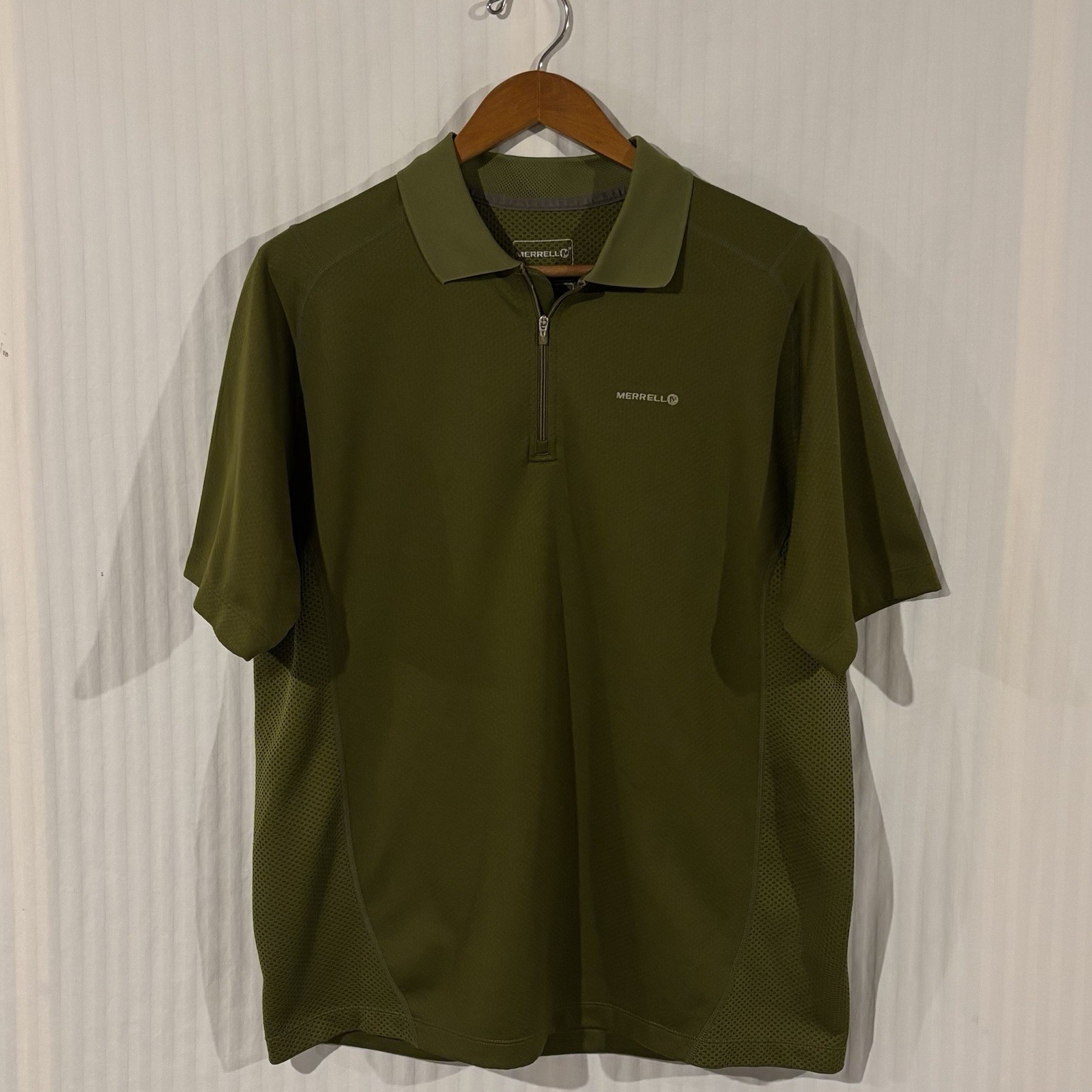 Merrell Mens Large T-Shirt OPTi Wick UPF 50+ Polo 1/4 Zip Performance Golf FF-10 gallery