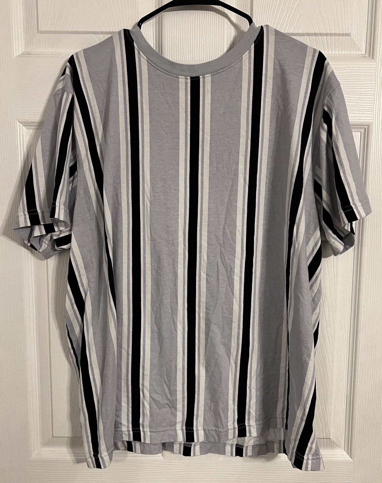 Original Use Men’s Short Sleeve Striped Multicolored Tee Shirt Size Xl Crew Neck gallery