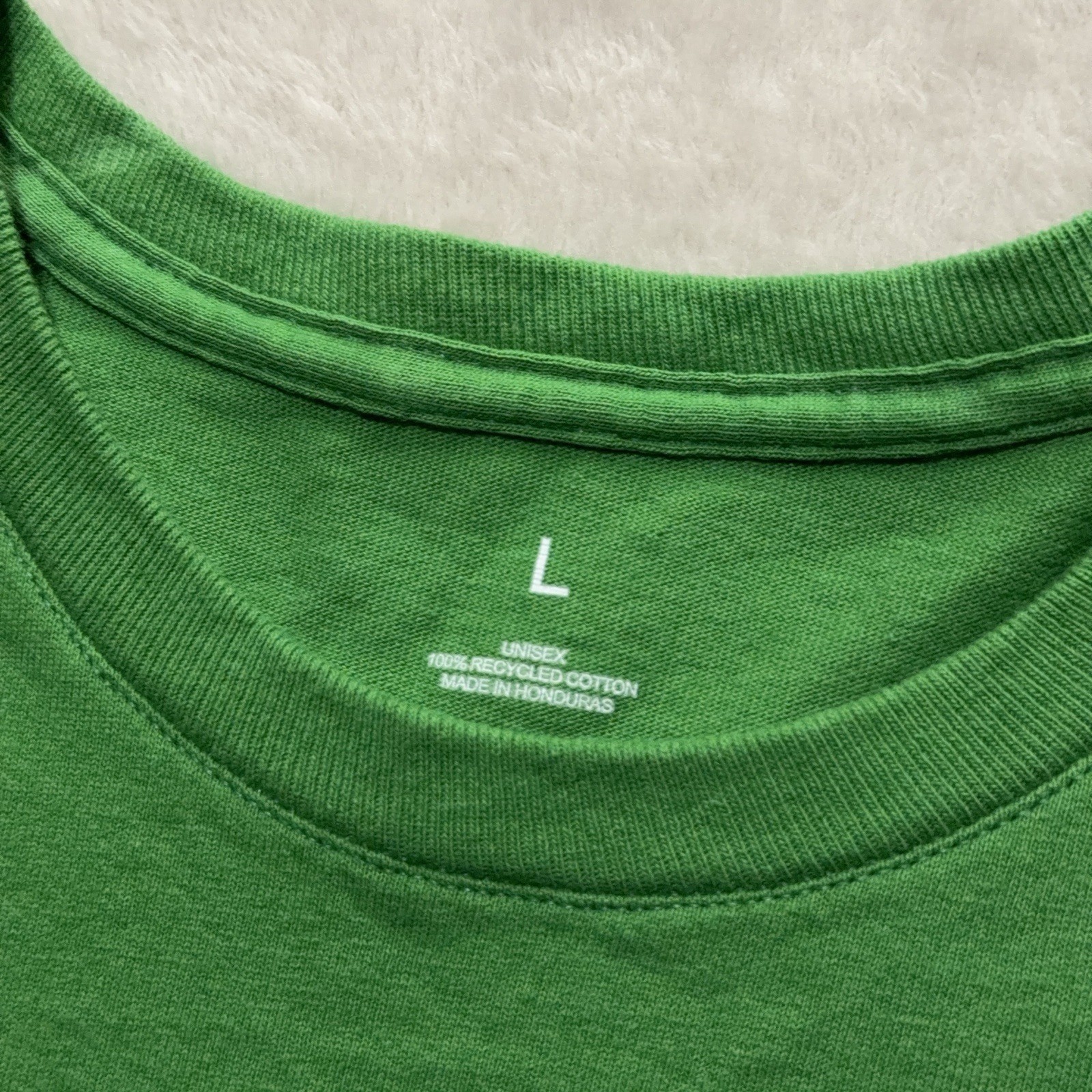 Apple Employee Long Sleeve T-Shirt Men L Green 100% Recycled Cotton Apple Logo gallery