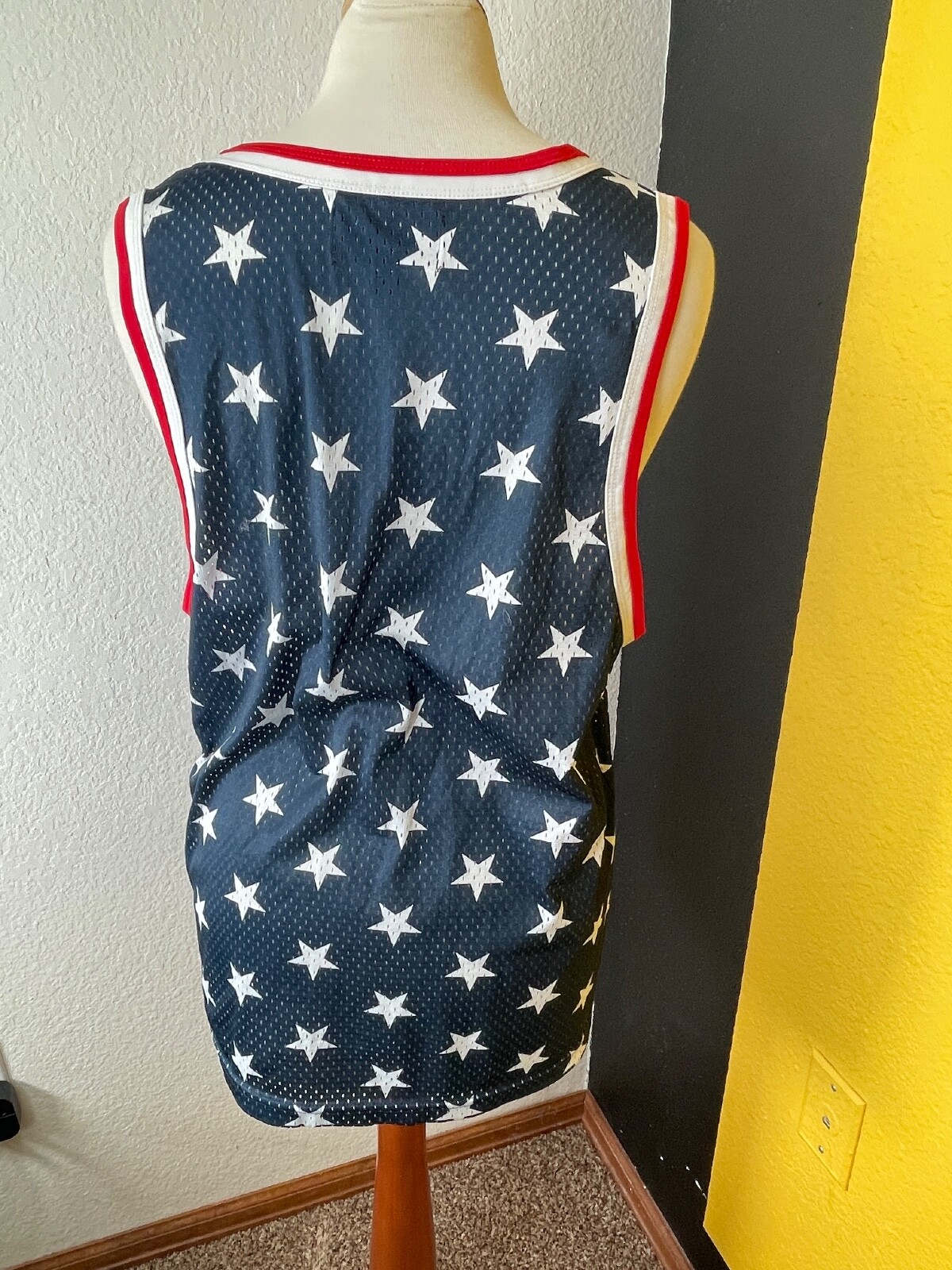 No Boundaries Mens Shirt Medium 38-40 Stretch Active Red White Blue Stars gallery