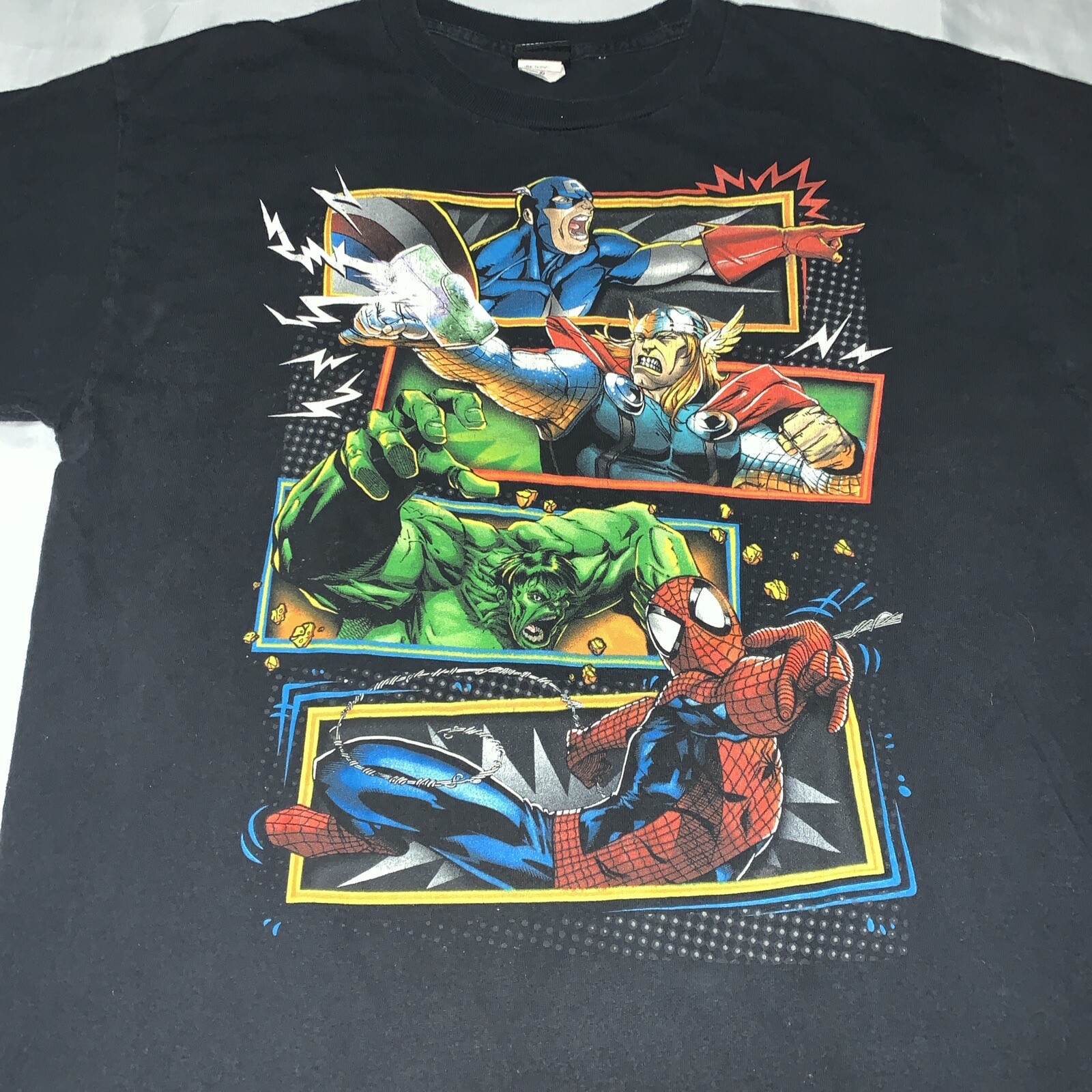 Vintage 20s Mad Engine Marvel Thor Hulk Spider-Man Captain A T-shirt Size Large gallery
