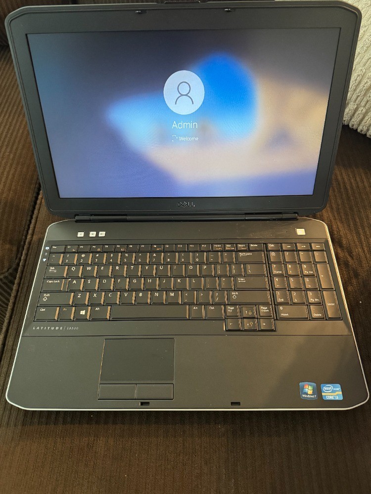 Dell Latitude E5530 Laptop – Intel i3 – 8GB – upgraded 256GB SSD – with charger