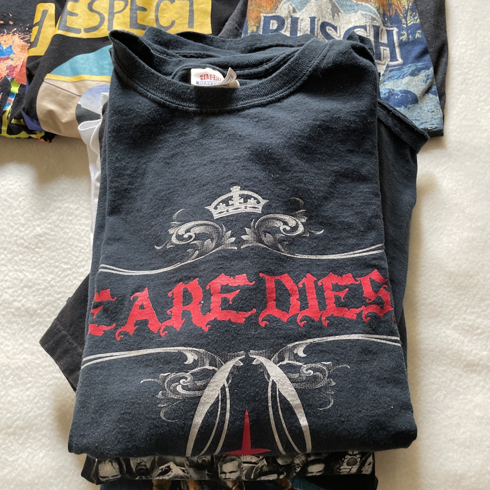 Lot of 20 Graphic T-Shirts Mens Mixed Brands Vintage Modern Bulk Resale Bundle gallery