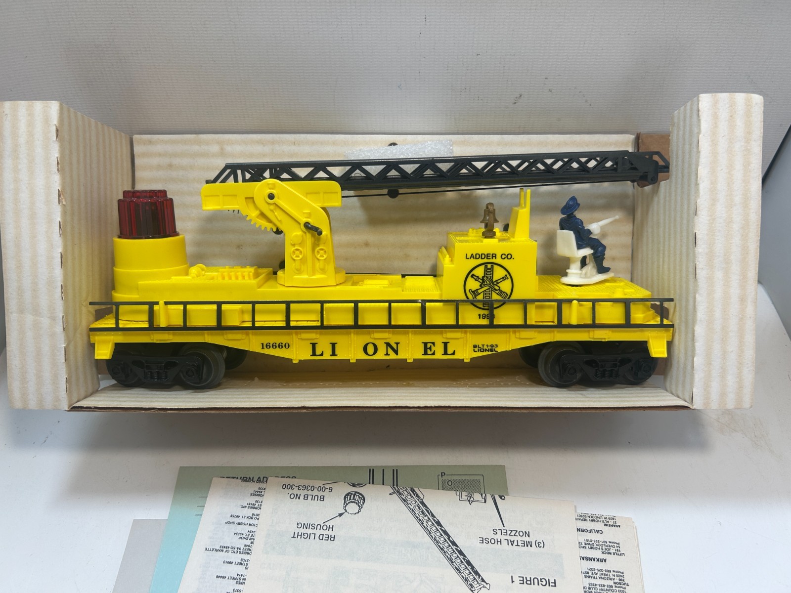 LIONEL O GAUGE YELLOW FIRE CAR WITH LADDER 6-16660