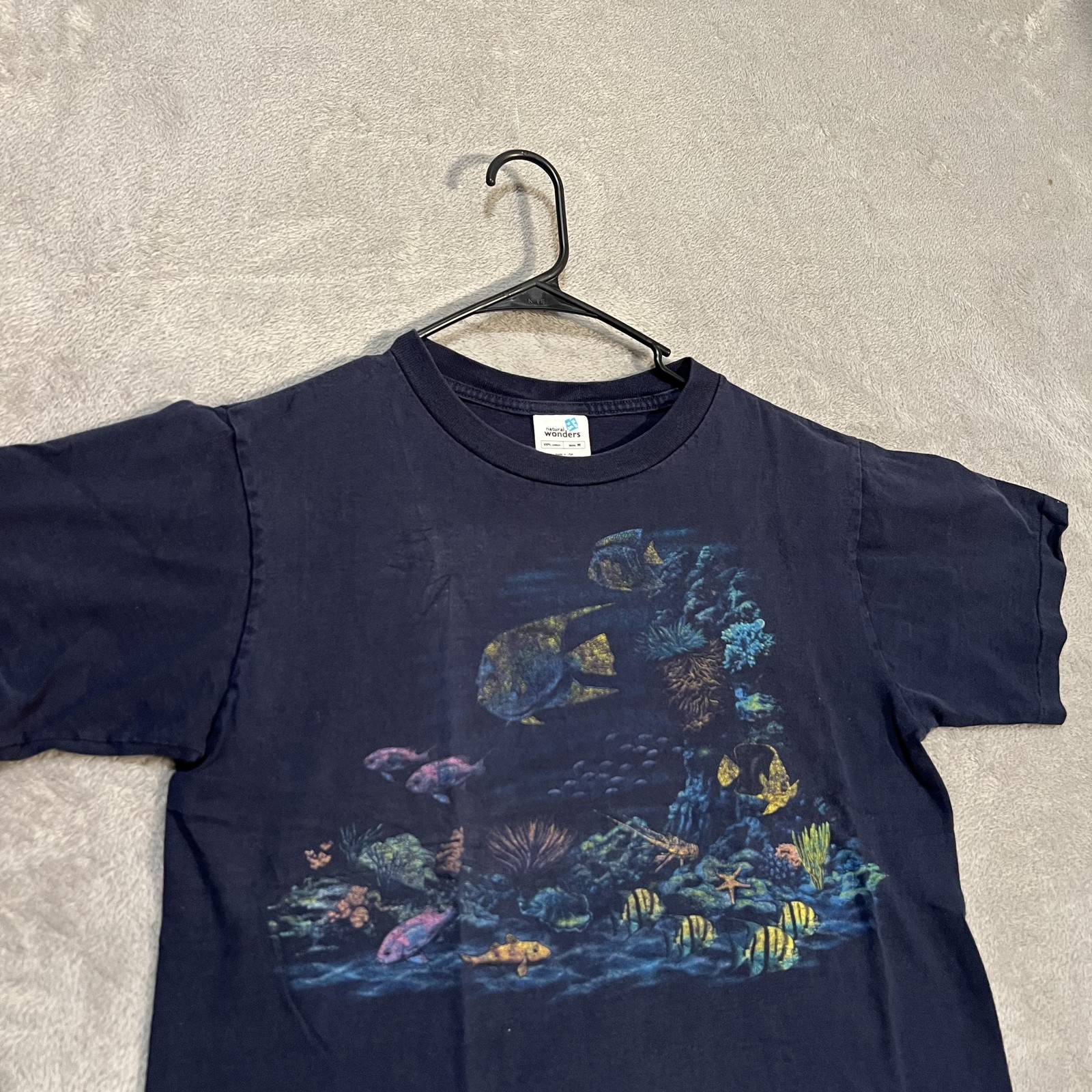 Ocean Sea Life Fish Shirt Mens Medium Navy Coral Reef Natural Wonders Made USA gallery