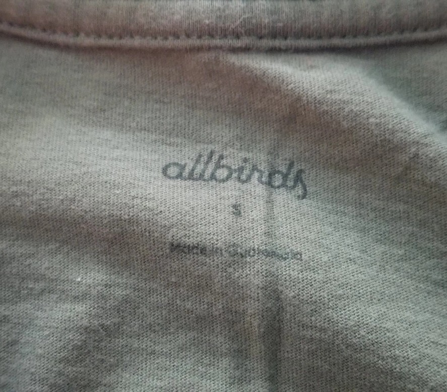 Allbirds Mens Organic Cotton Long Sleeve T-Shirt Hazy Cargo Green Small Eco Tee gallery