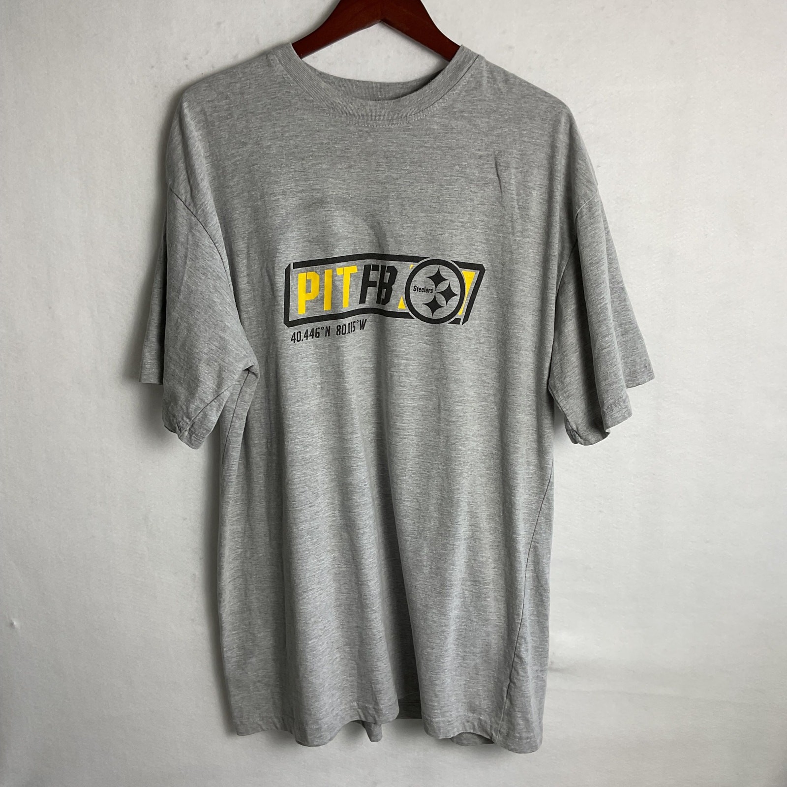 Majestic Pittsburgh Steelers Pit FB Tee Shirt Poly Cotton Blend Grey XLT gallery