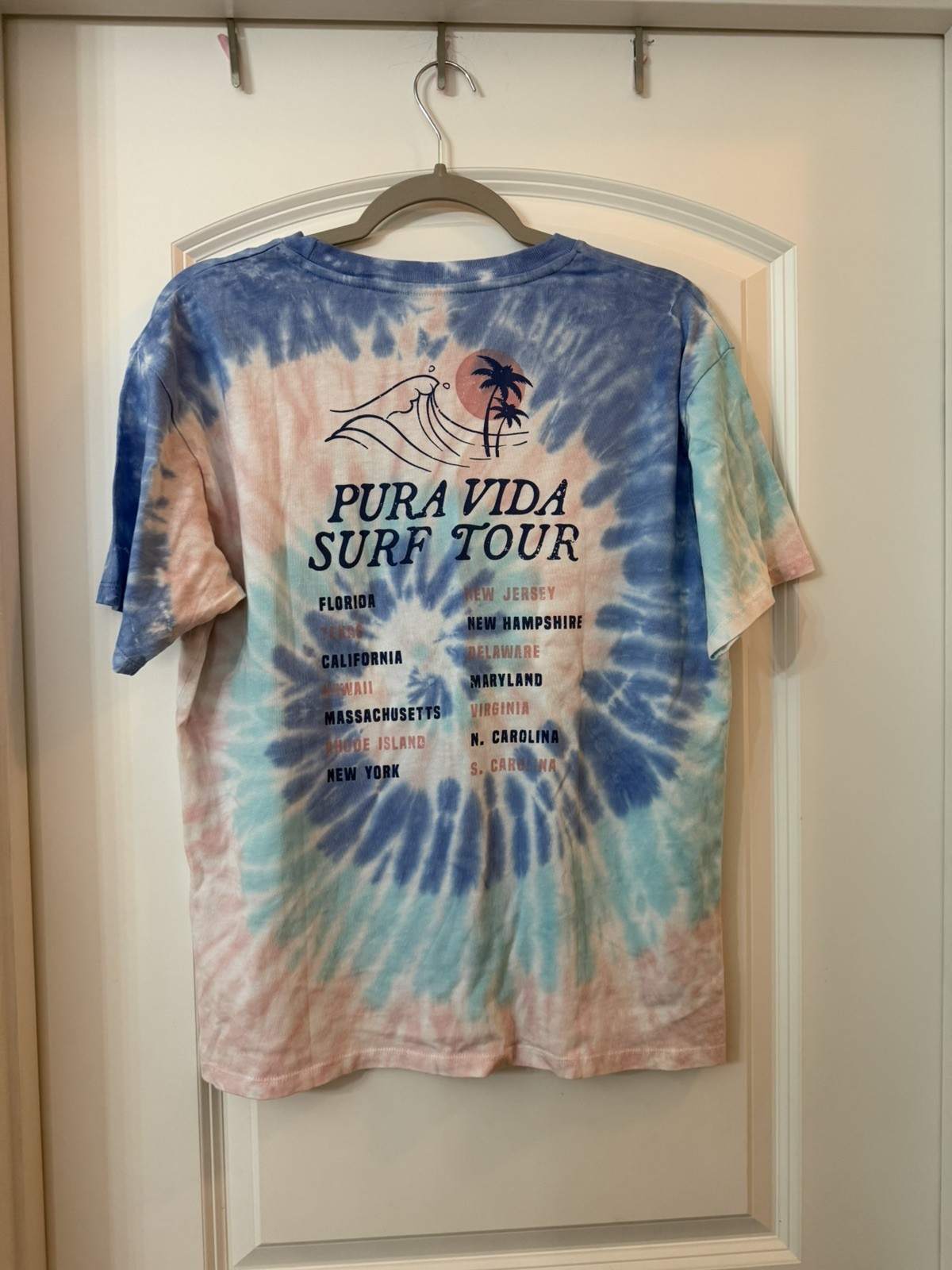 Pura Vida Medium Surf Tour Tie-Dye T-Shirt Blue Purple Spiral Beach Wear gallery
