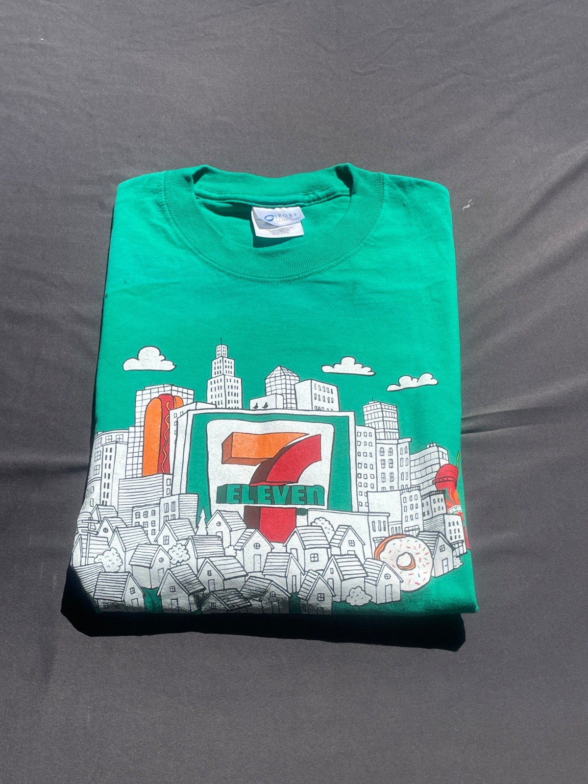 MENS VINTAGE GREEN NOVELTY 7-11 SHIFT TEE ST089 gallery
