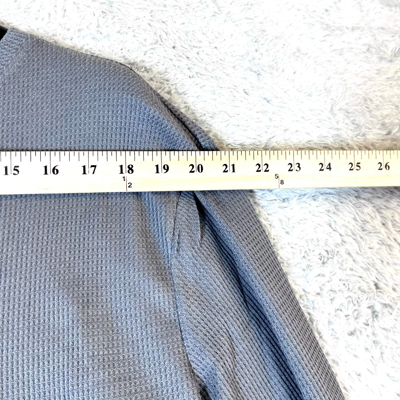 Ficerd Men's Solid Gray V-neck Long Sleeve Thermal Waffle T-Shirt Size XL gallery