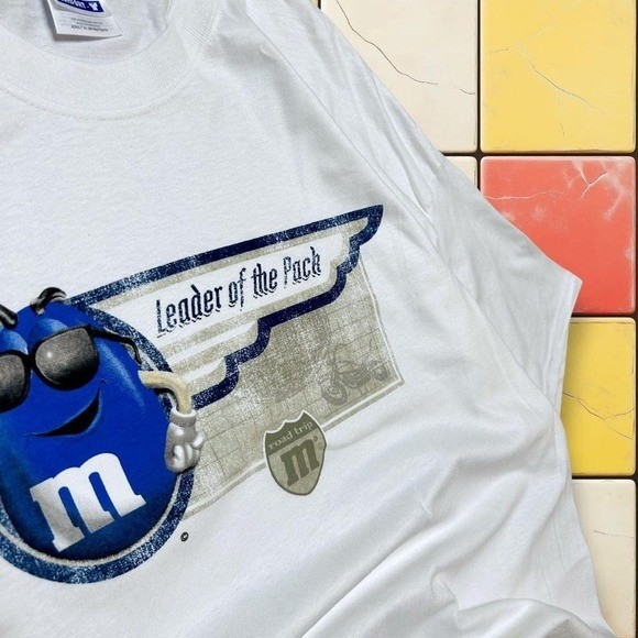 Vintage M&M Candy Cartoon Tee Y2K Men XL White Leader Of The Pack Promo Shirt gallery