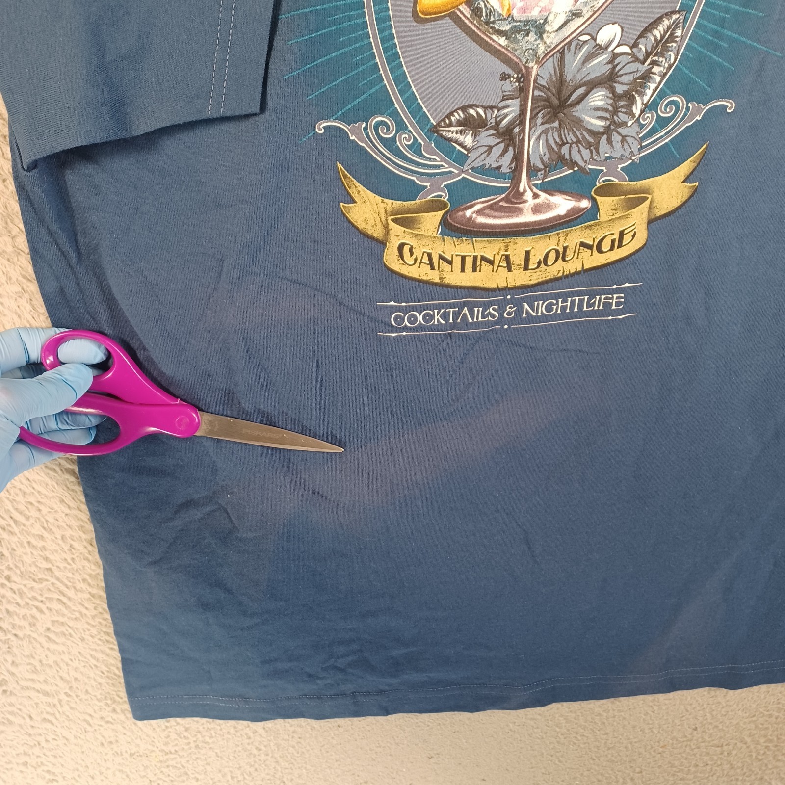 Paradise Cantina Lounge Cocktails & Nightlife Mens T-Shirt Size XL St. Johns Bay gallery