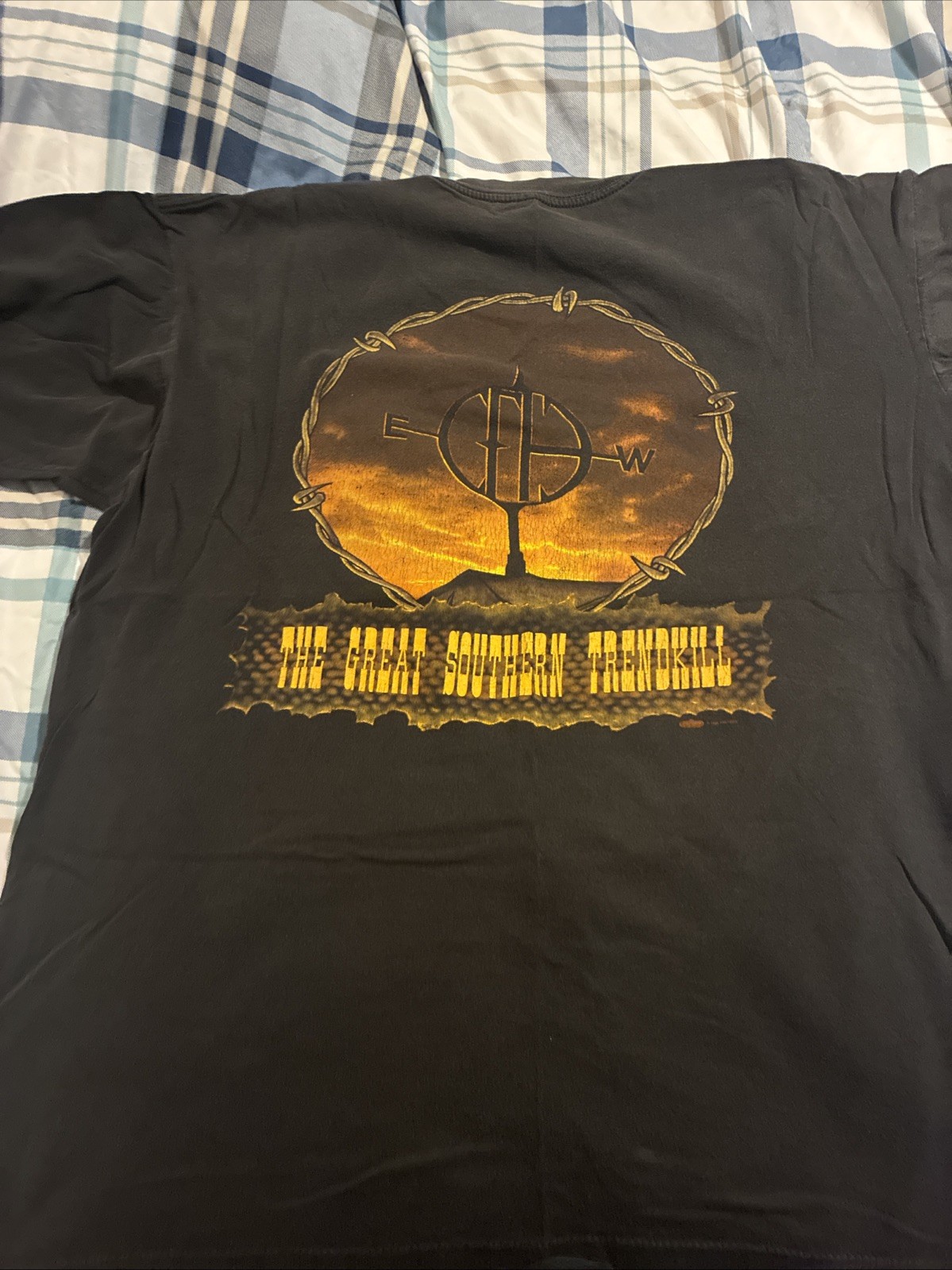Pantera Band Shirt Size XL gallery