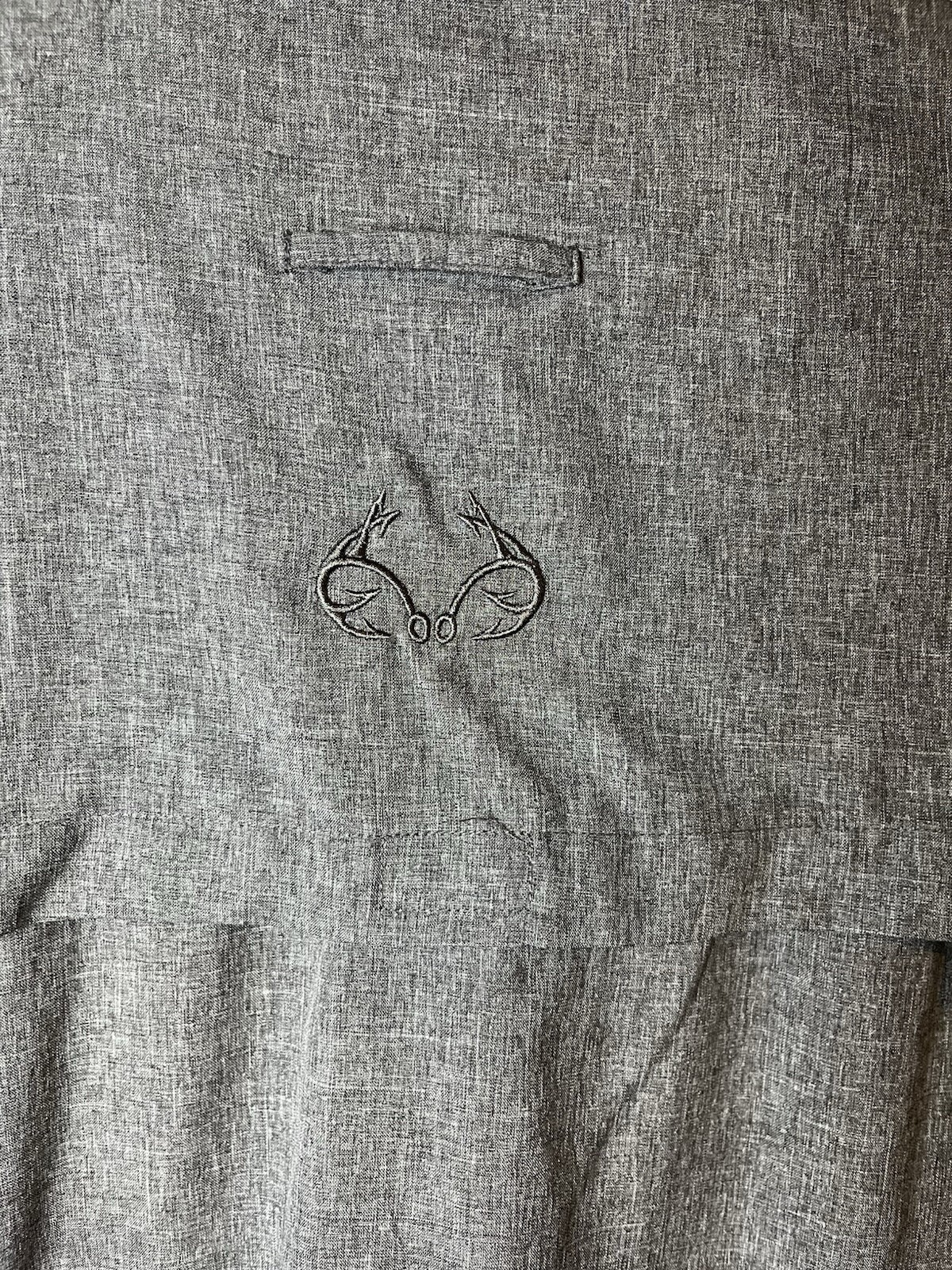 Realtree Fishing Perf T-Shirt Charcoal/Black, Size XXL With Vent gallery