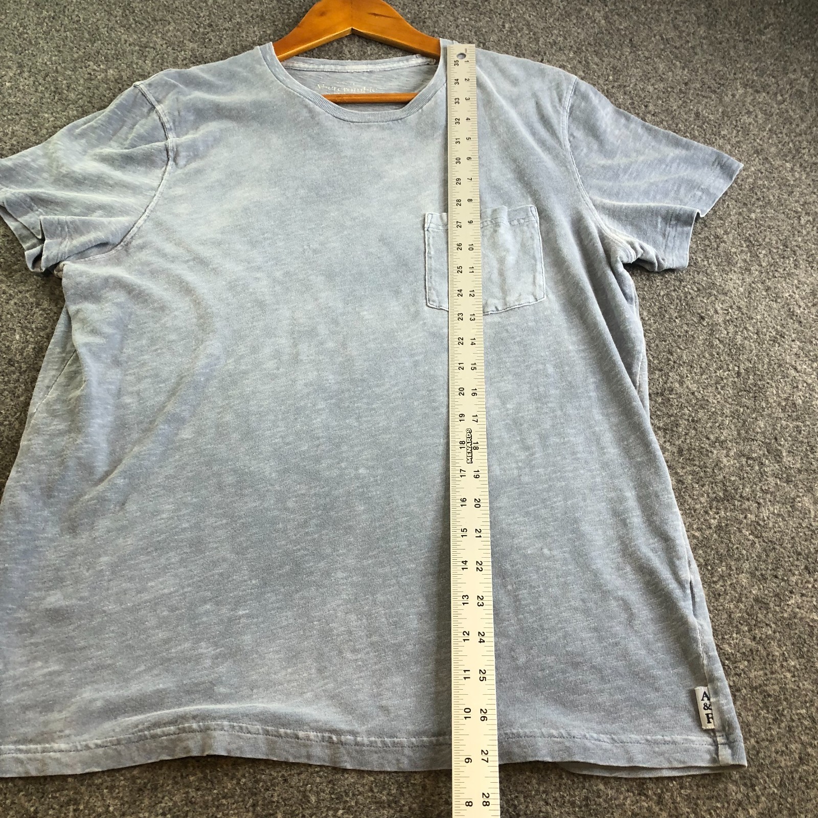 Abercrombie Fitch Muscle Pocket T-Shirt Mens XL Heather Sky Blue Everyday gallery